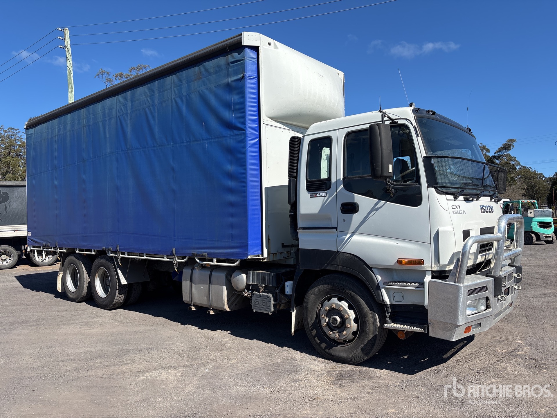 2009 Isuzu CXY 455