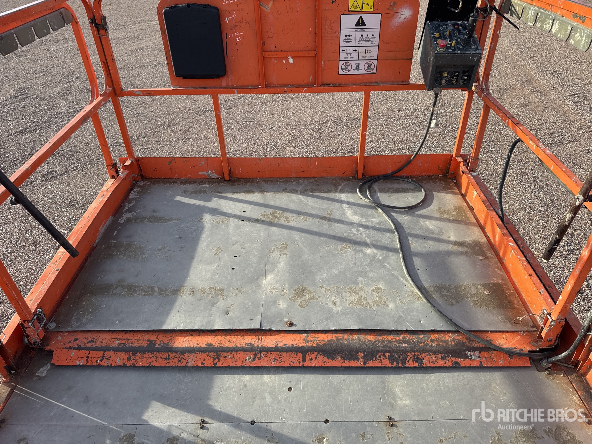 2008 JLG 4394 RT