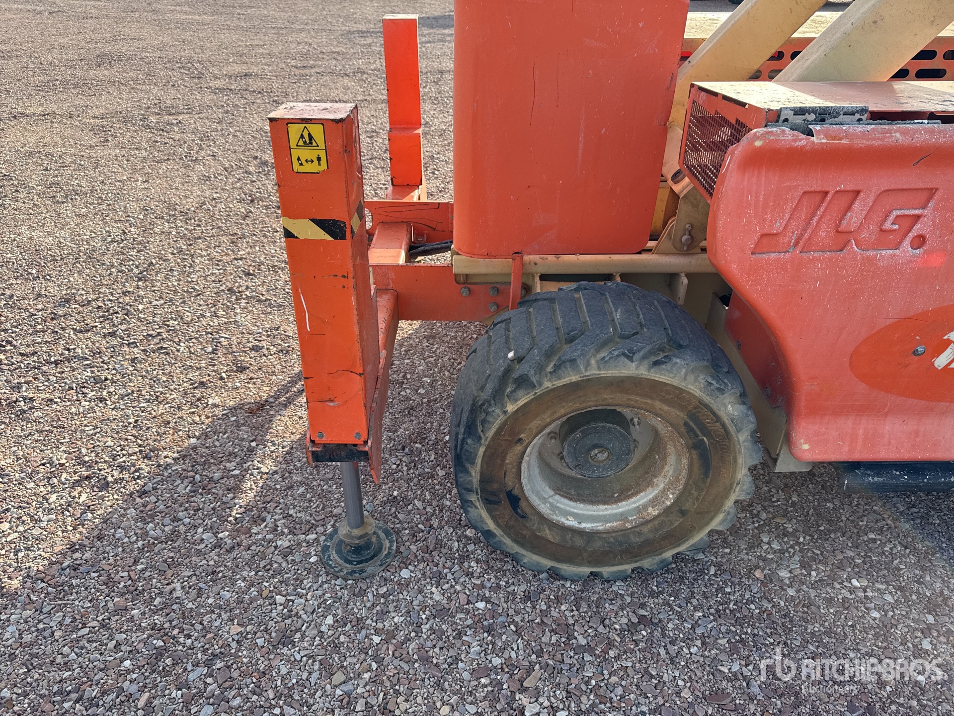 2008 JLG 4394 RT