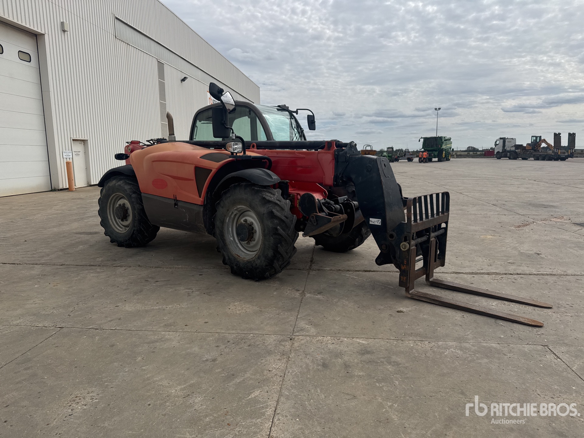 2014 Manitou MT1335