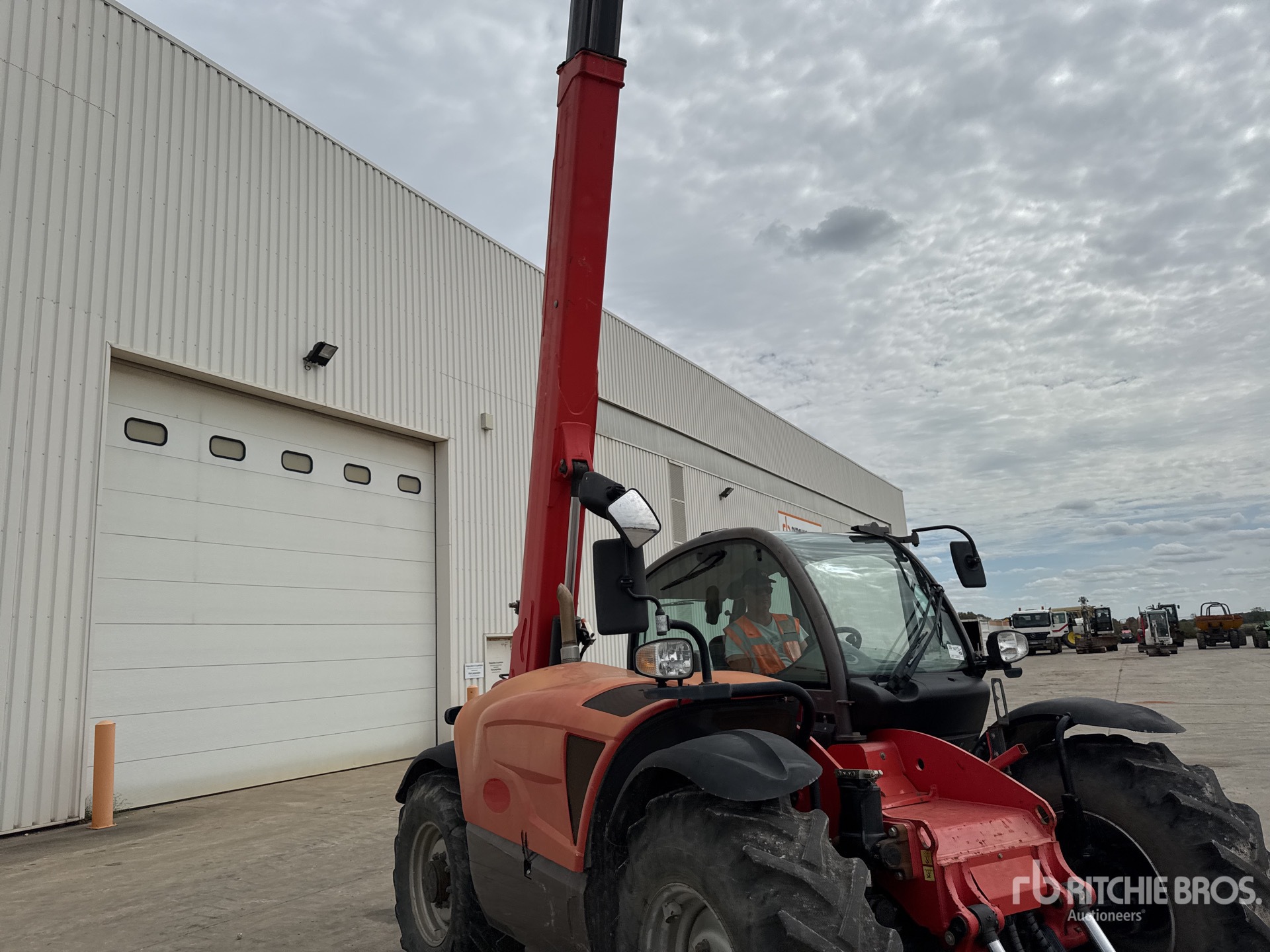 2014 Manitou MT1335