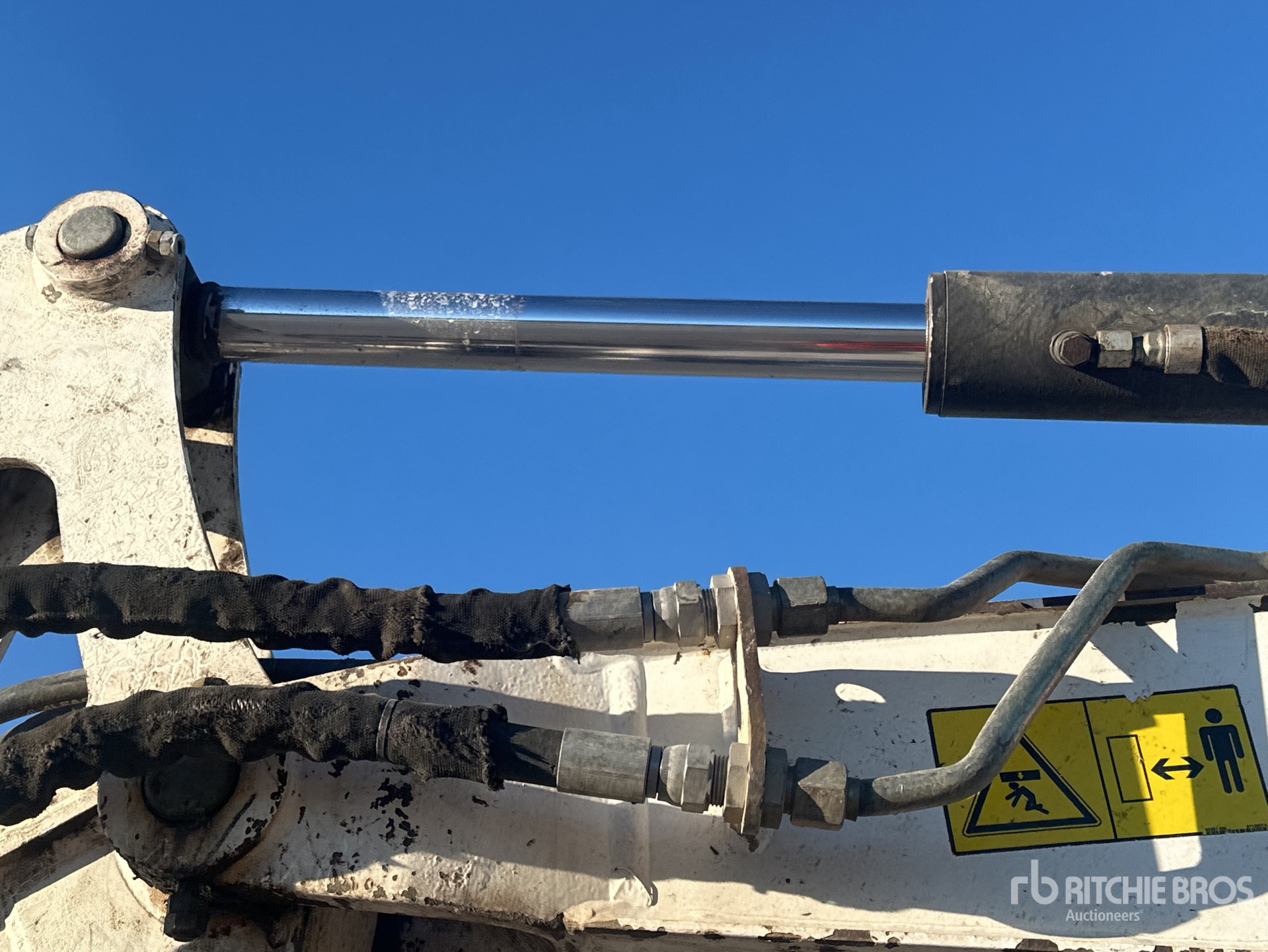 2013 Bobcat E50 EM