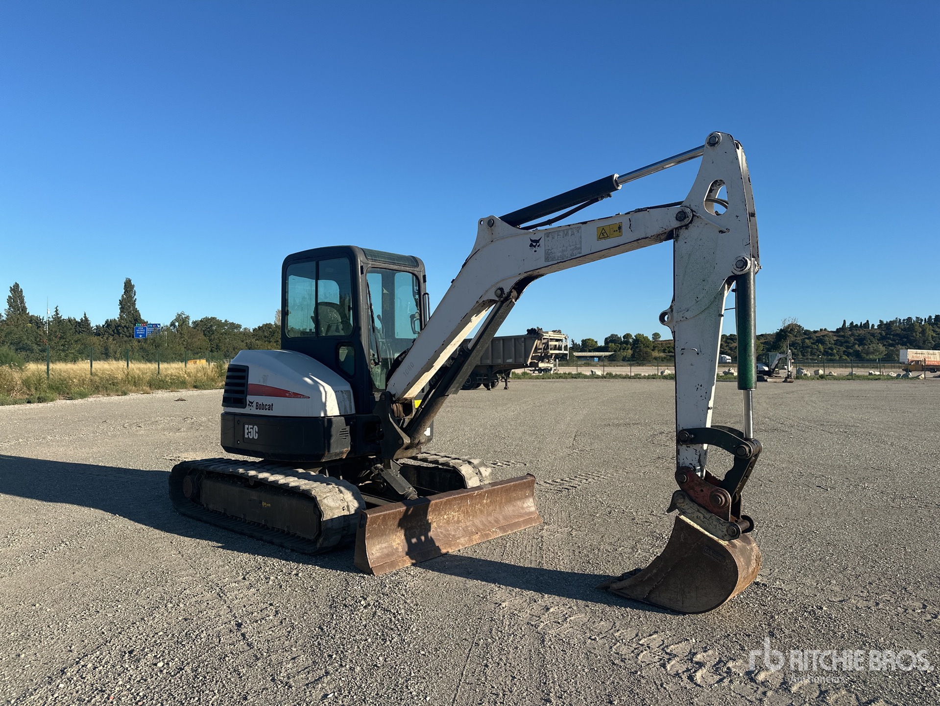2015 Bobcat E50 EM