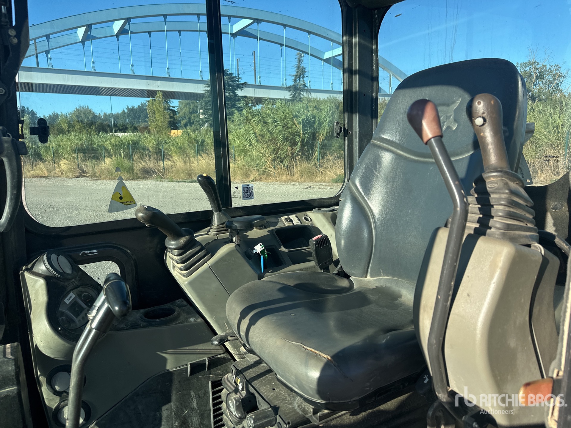 2015 Bobcat E50 EM