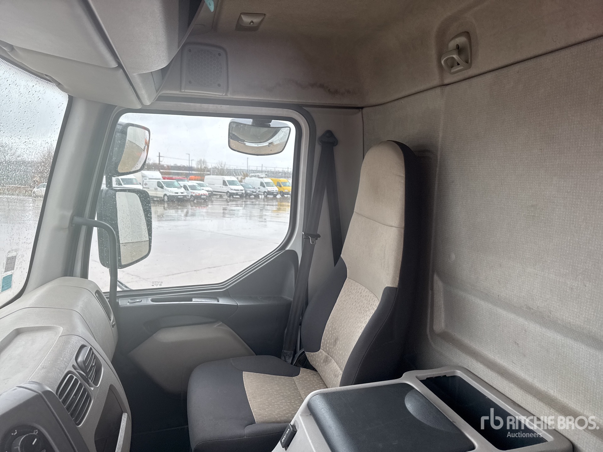2008 Renault MIDLUM