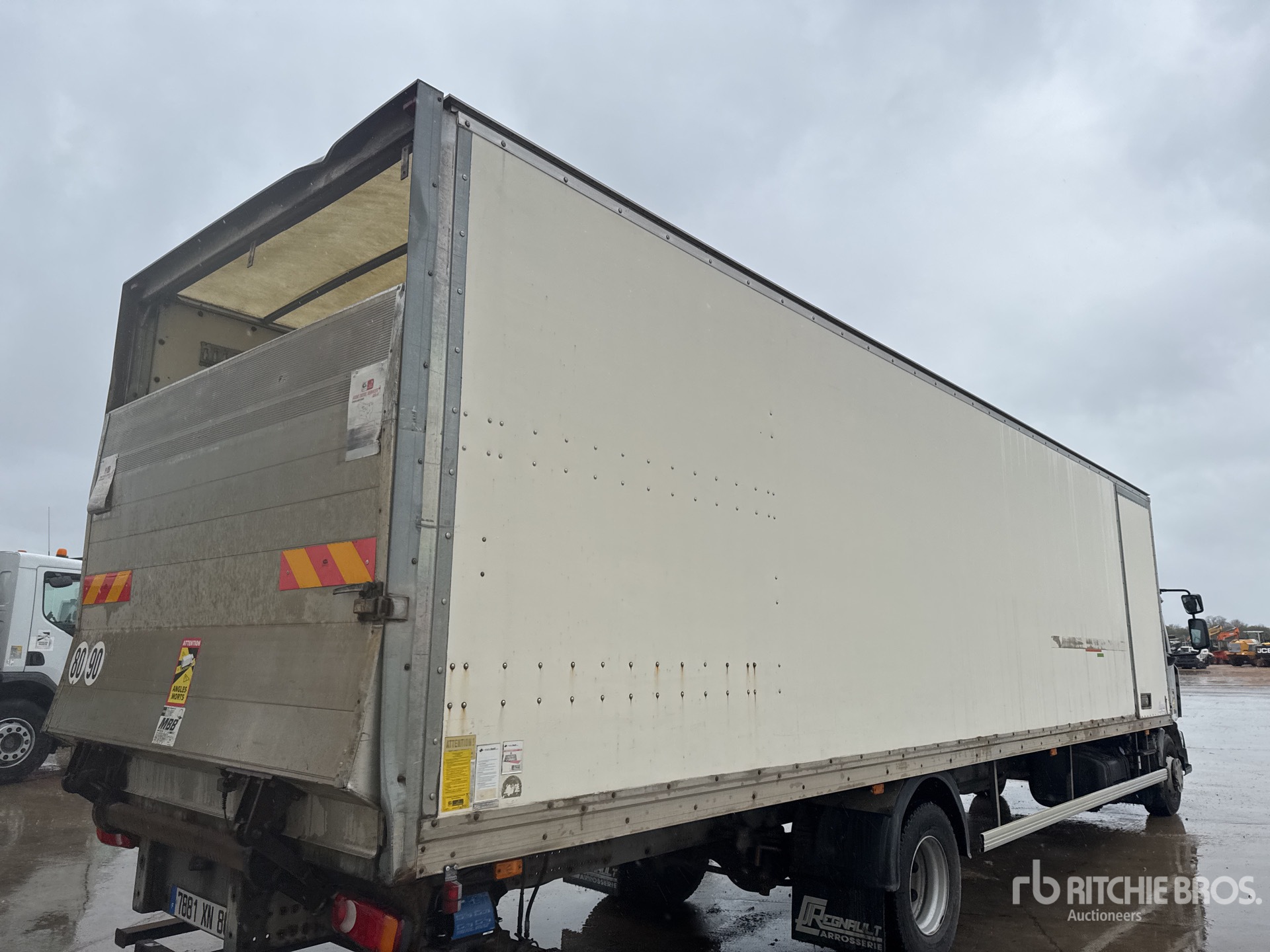 2008 Renault MIDLUM