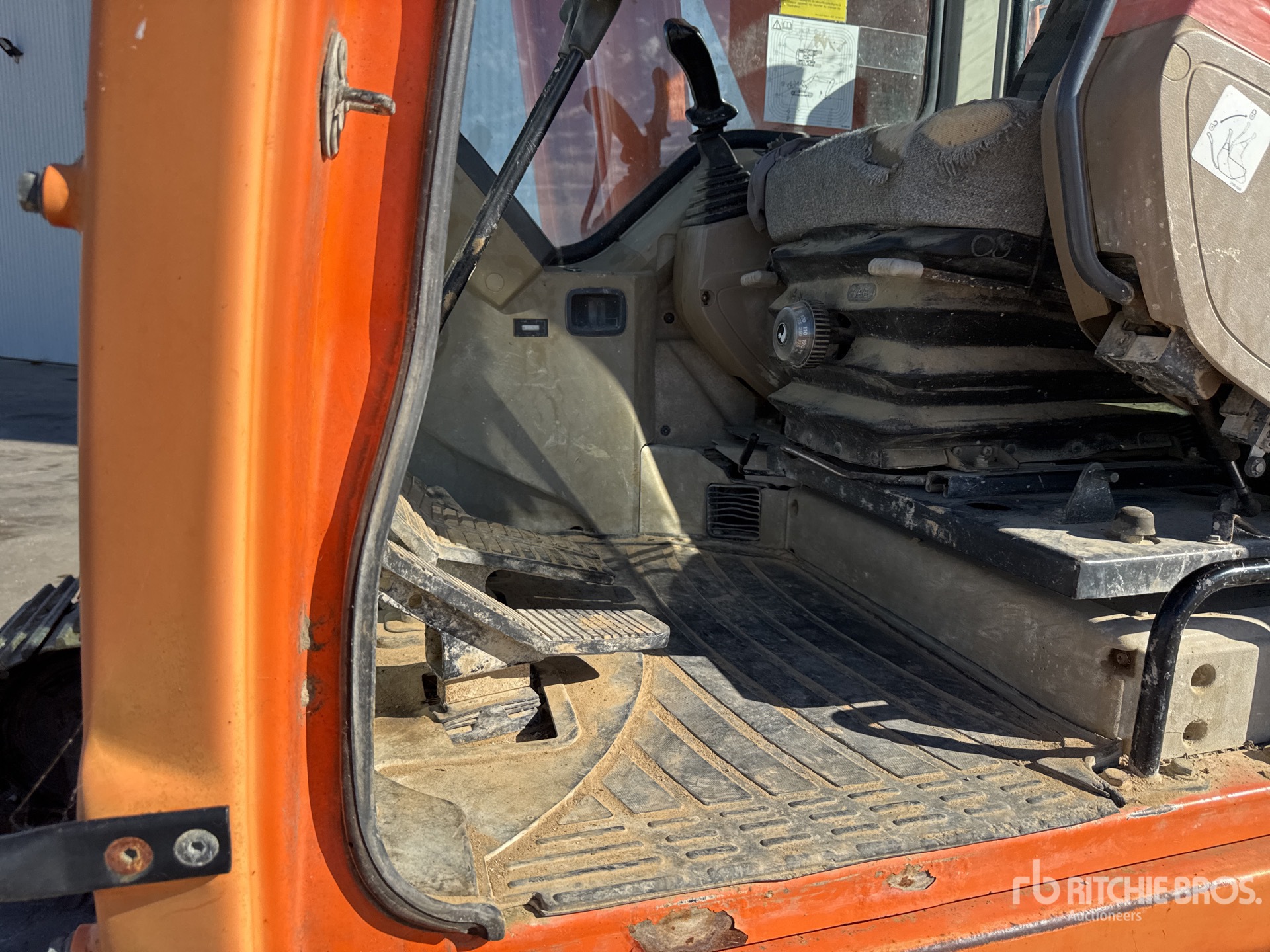 2006 Doosan SOLAR 255LC-V