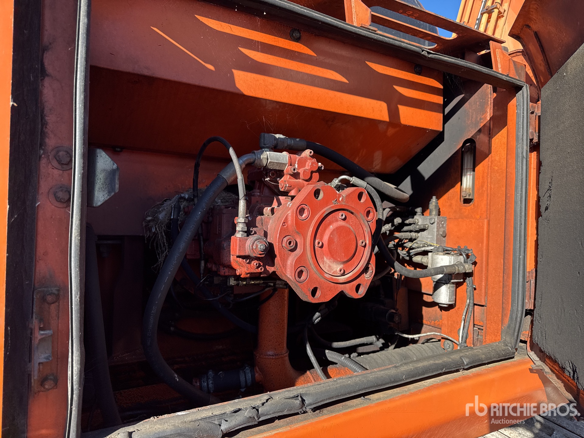 2006 Doosan SOLAR 255LC-V
