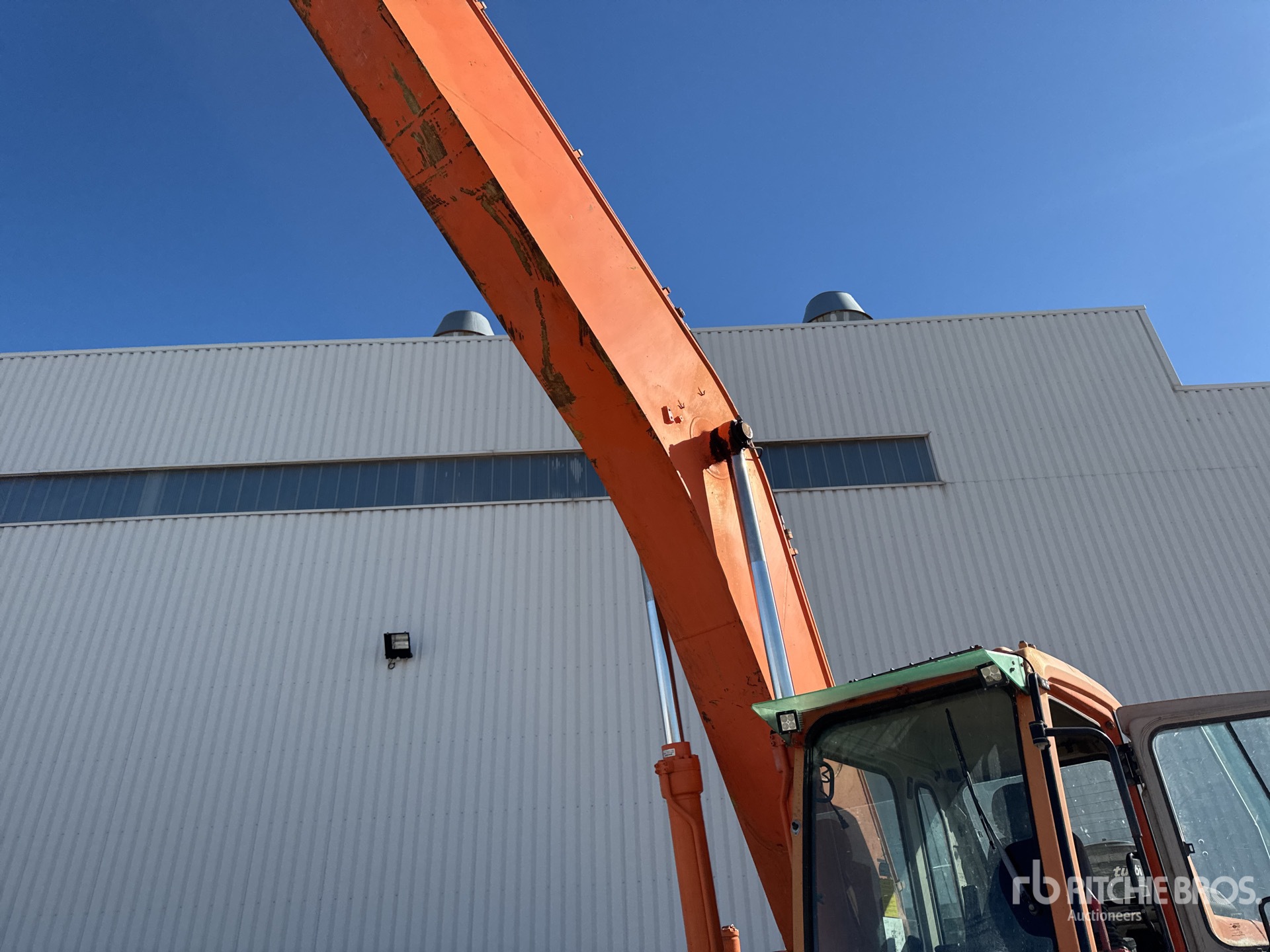 2006 Doosan SOLAR 255LC-V