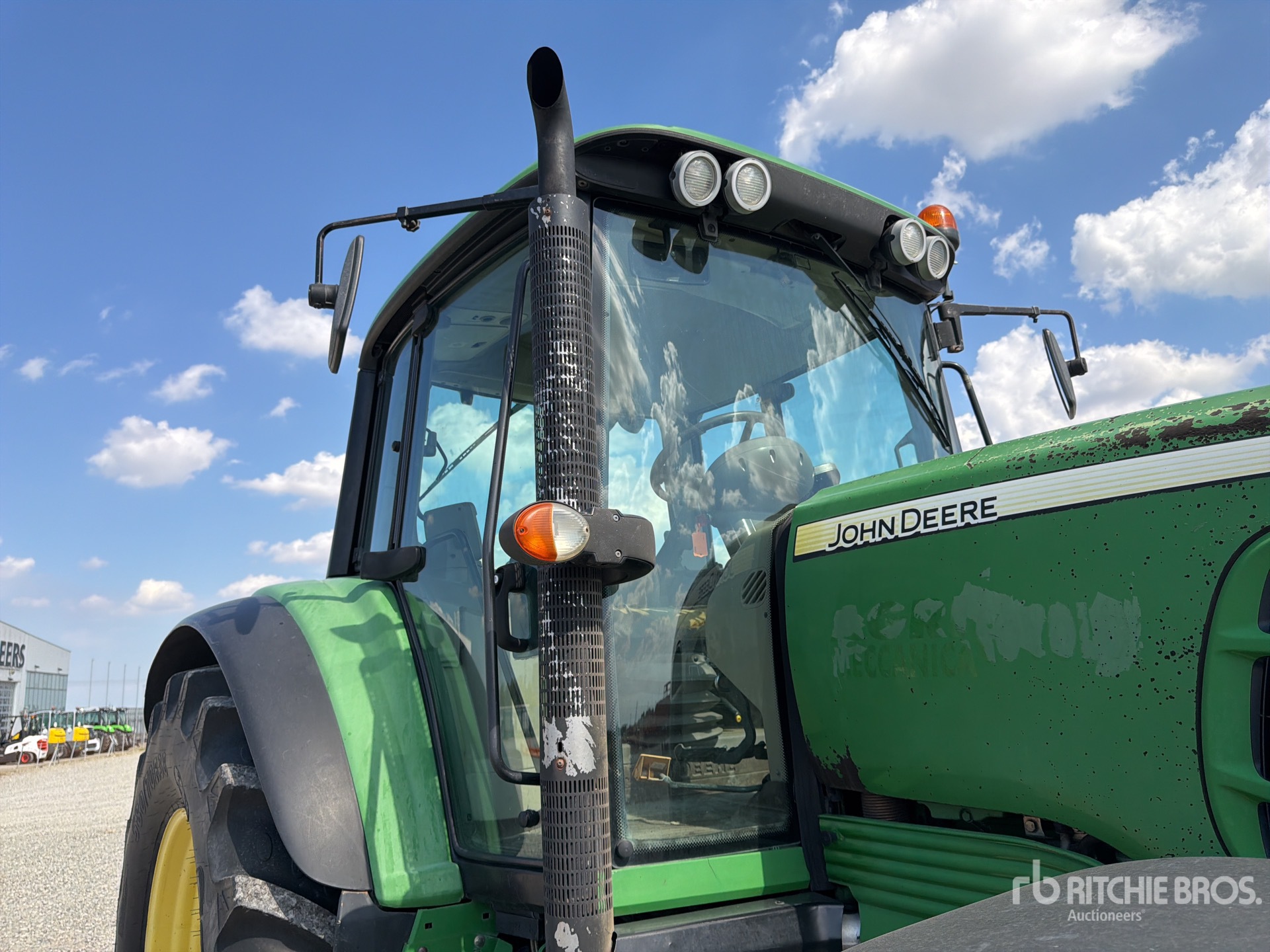 John Deere 6930