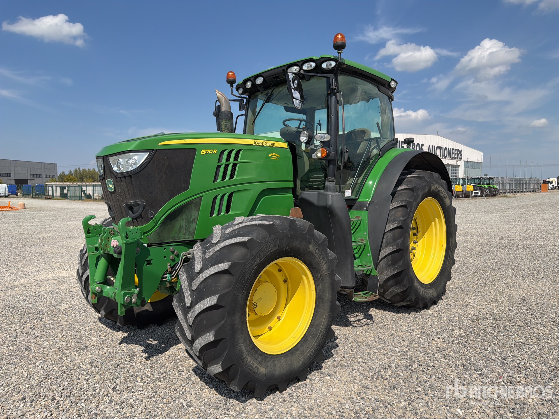  John Deere 6170R