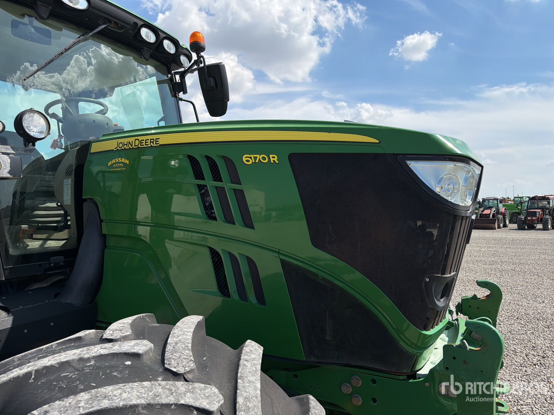 John Deere 6170R