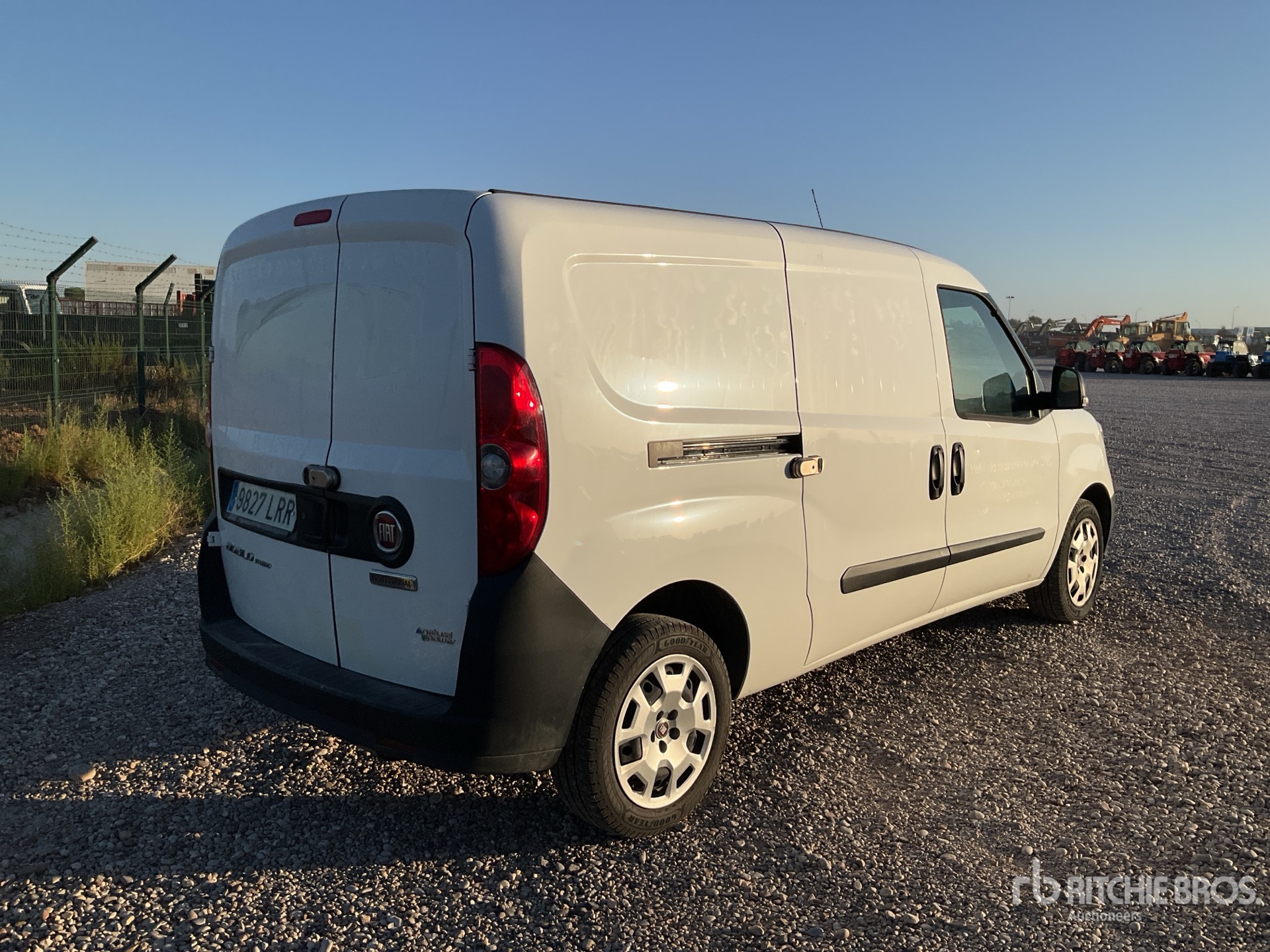2021 Fiat DOBLO