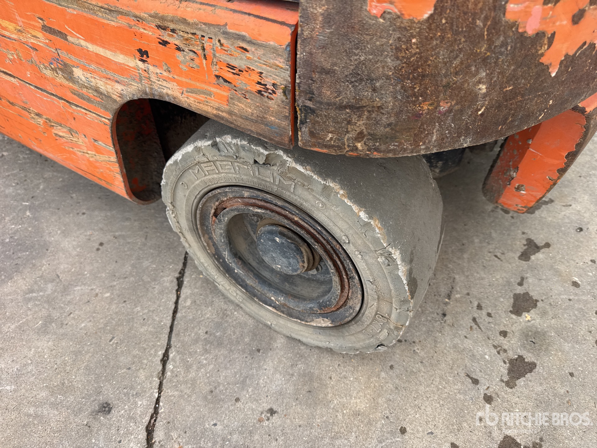 2011 Doosan B25X-5
