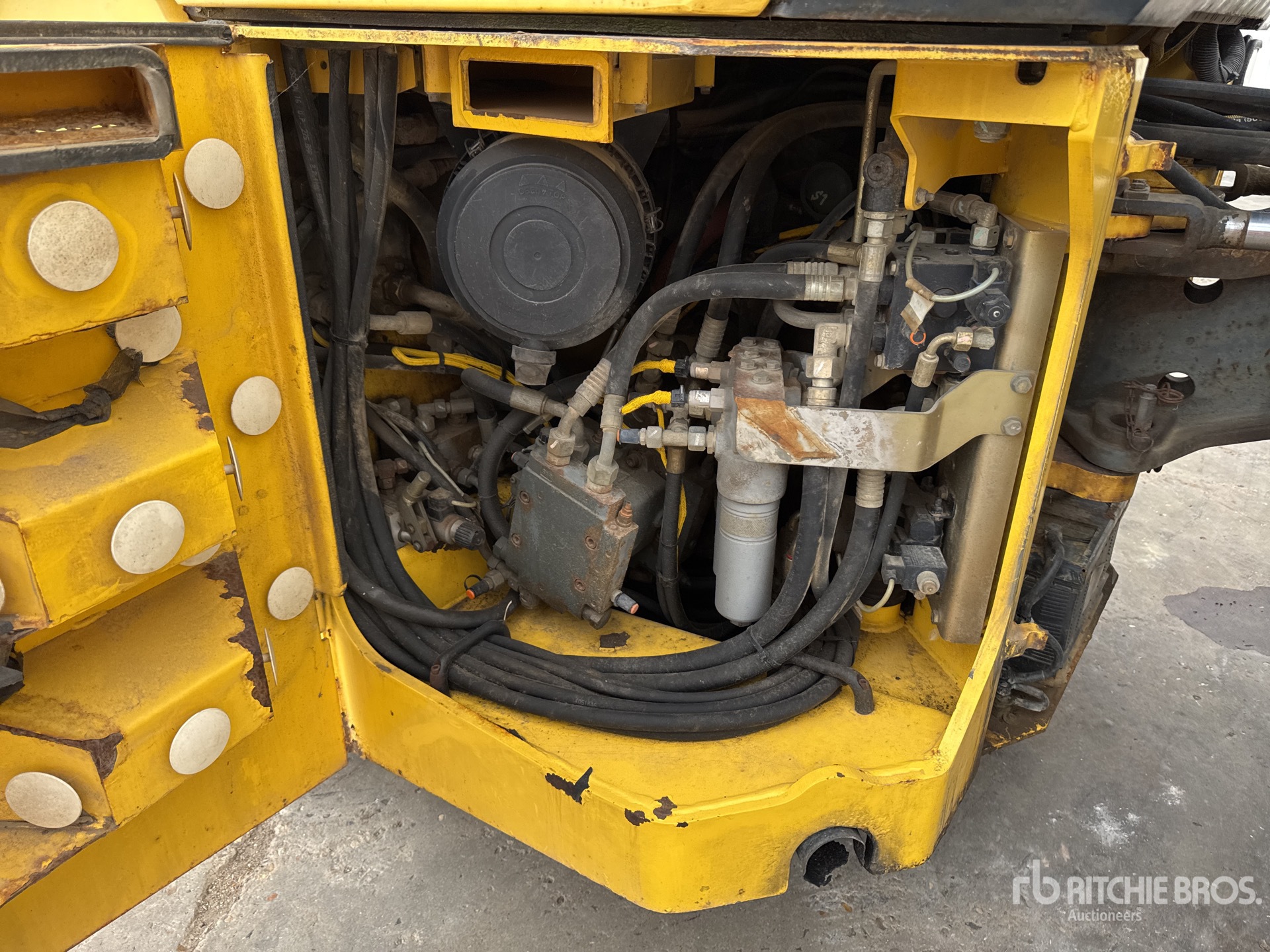 2005 Bomag BW161AD-4