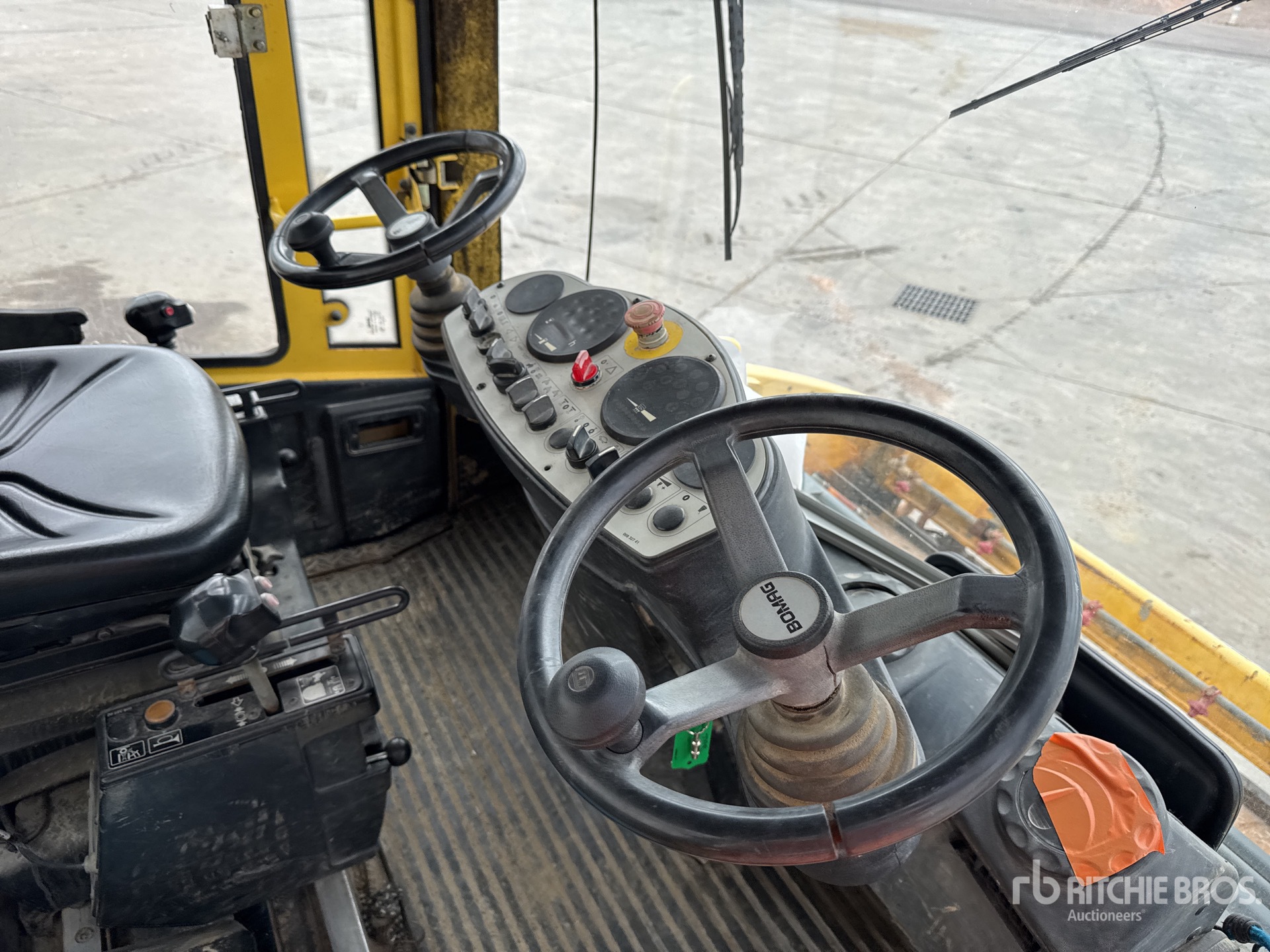 2005 Bomag BW161AD-4