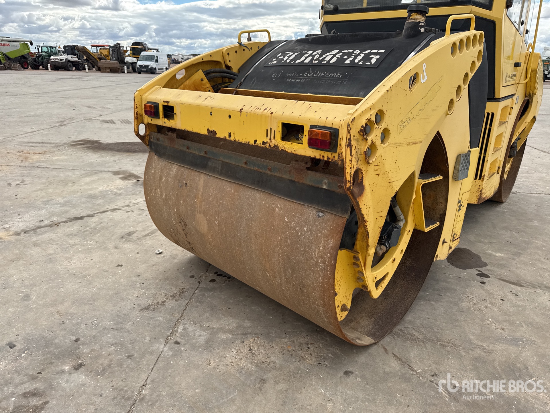 2005 Bomag BW161AD-4