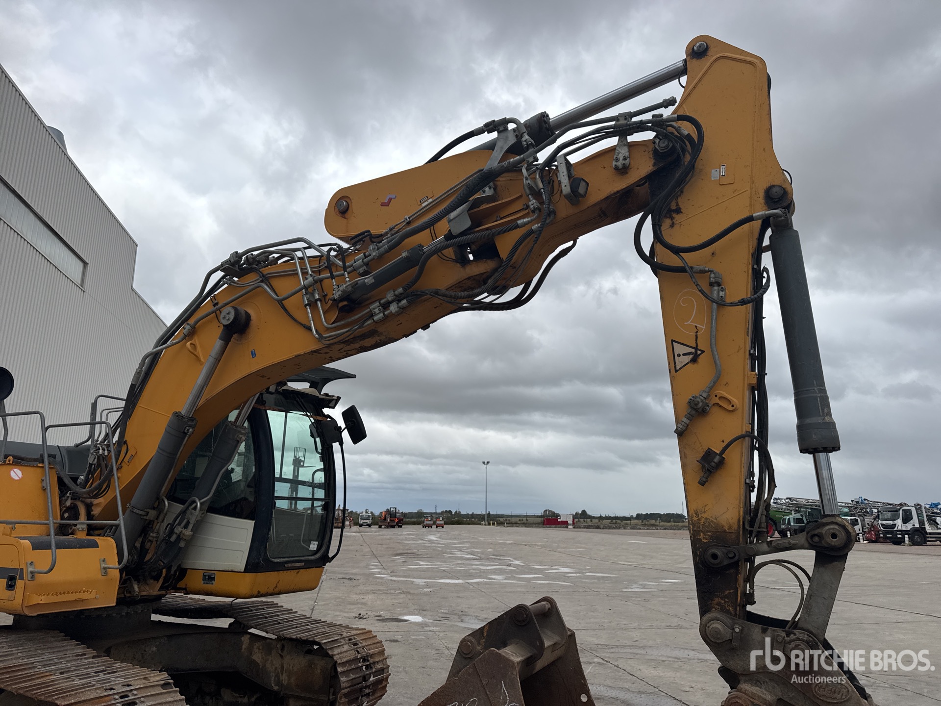 2018 Liebherr R922 SLC
