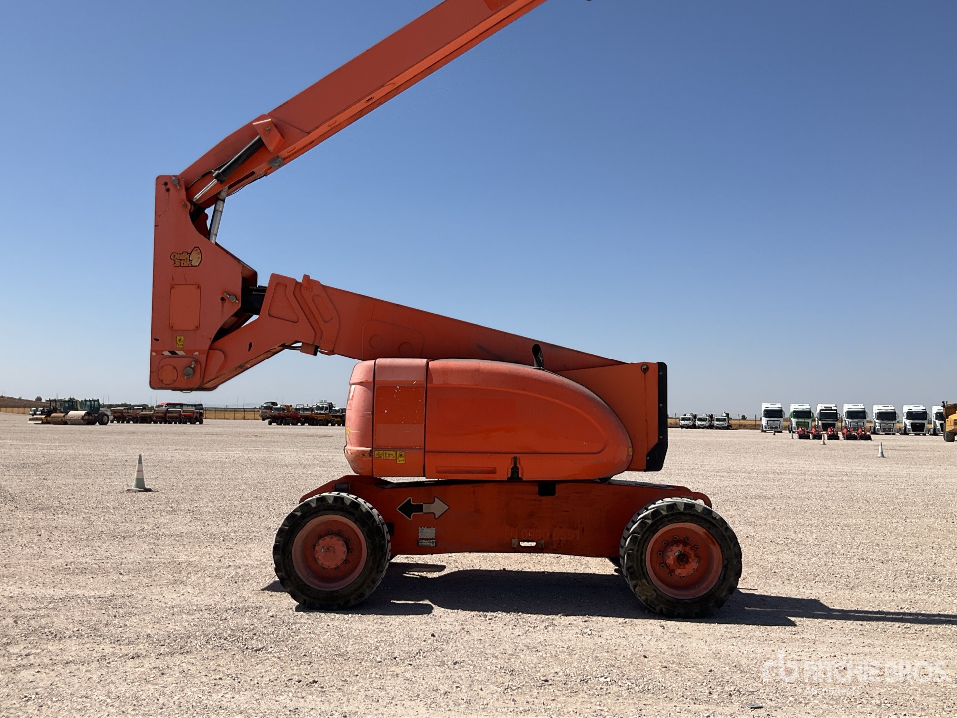 JLG 800 AJ