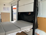 General Appearance with Bild, Ecke hinten links