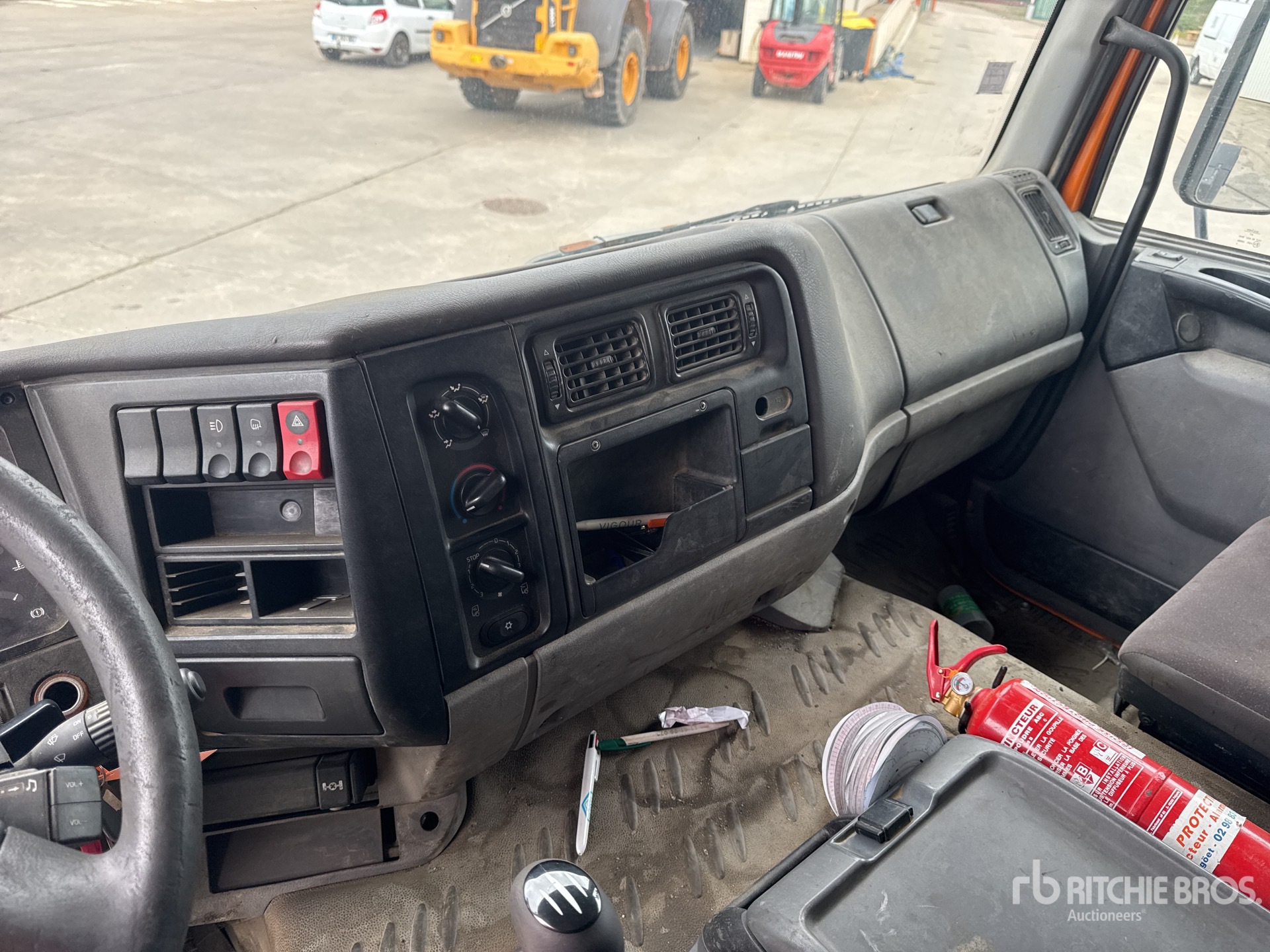 2001 Renault PREMIUM