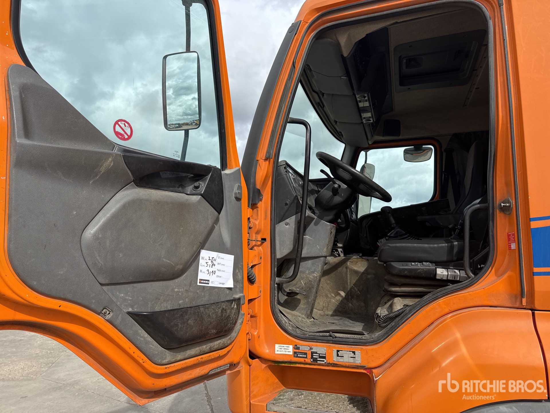 2001 Renault PREMIUM
