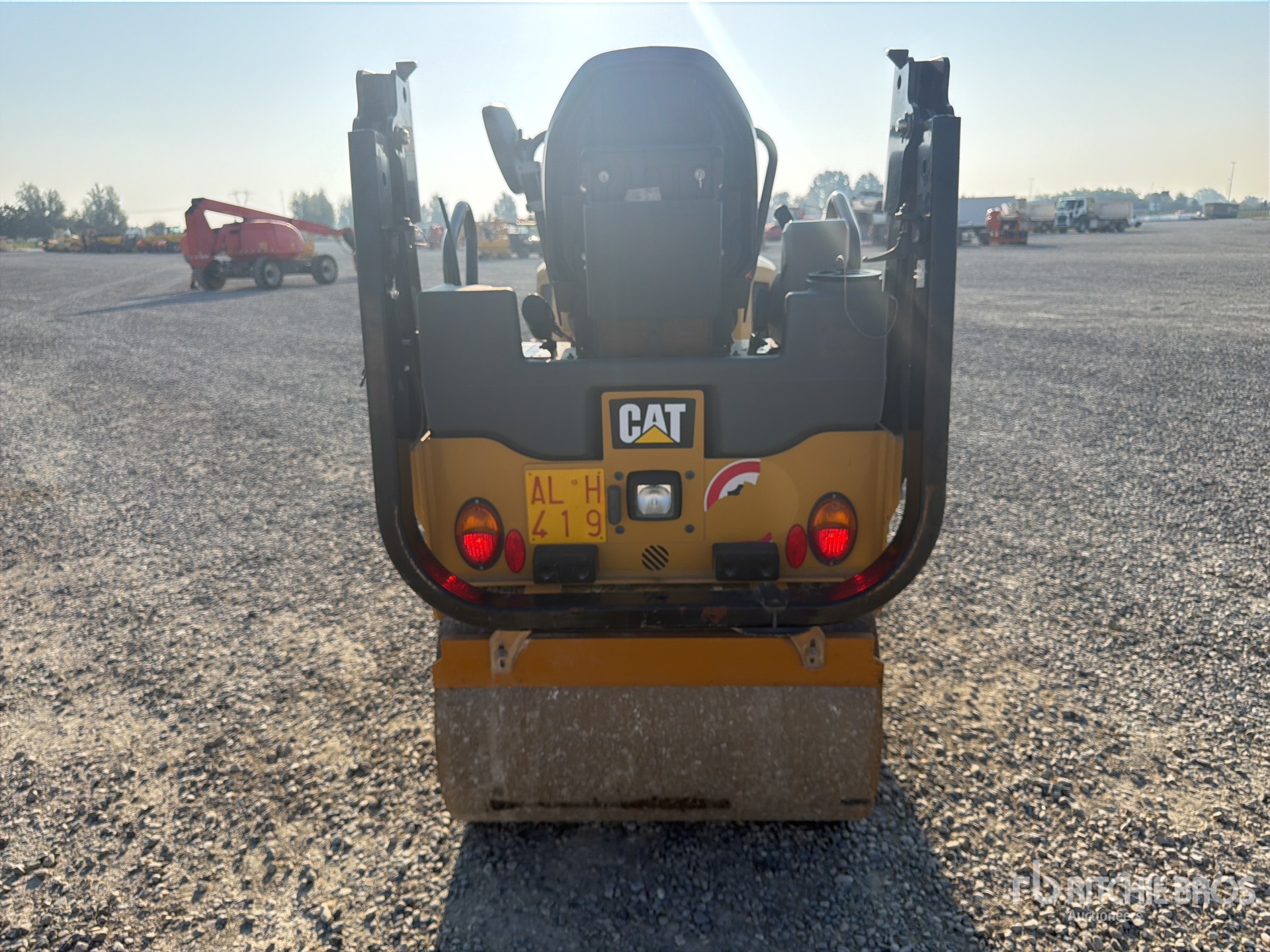2020 Caterpillar CB2.5 LRC