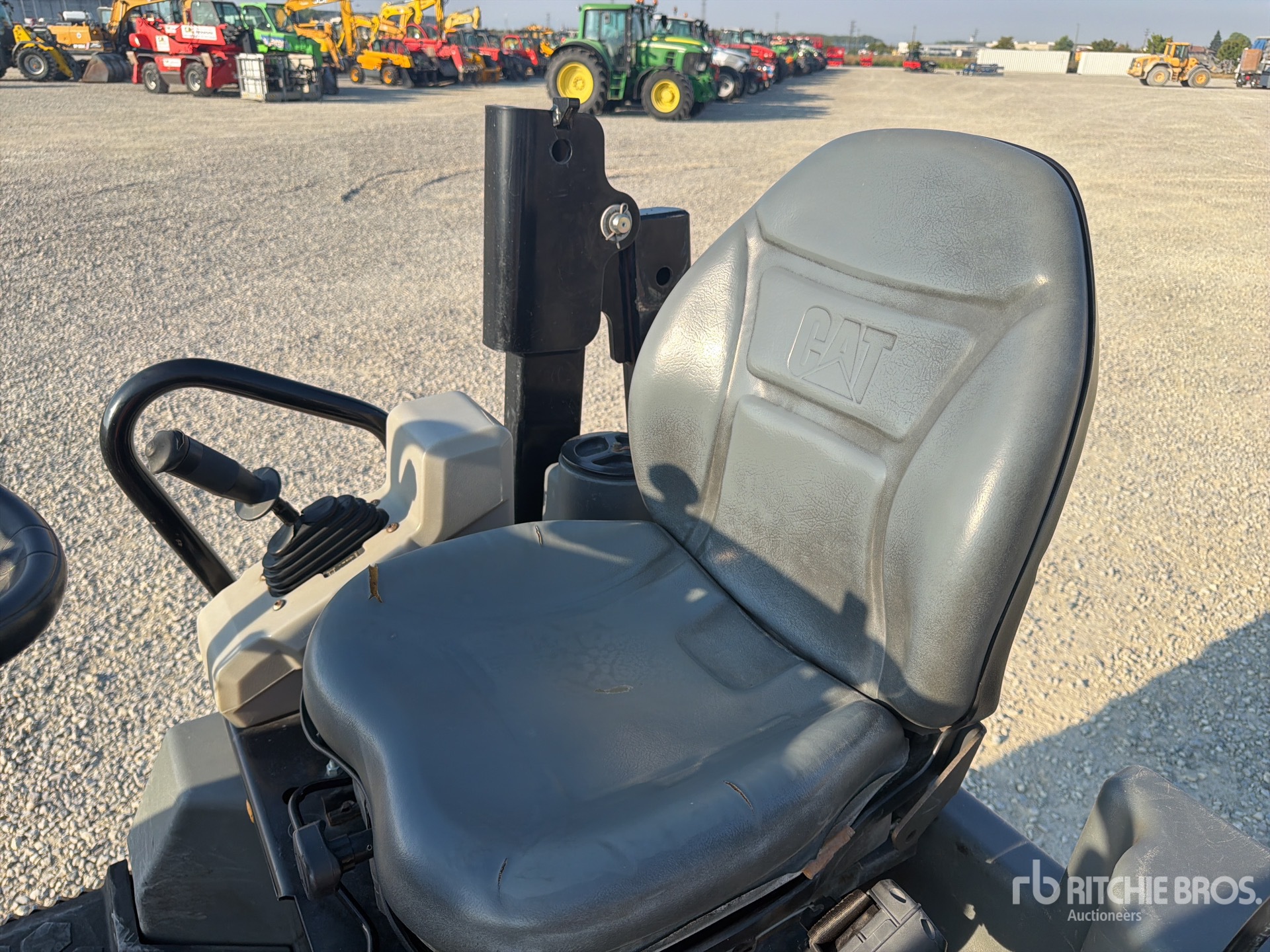 2020 Caterpillar CB2.5 LRC