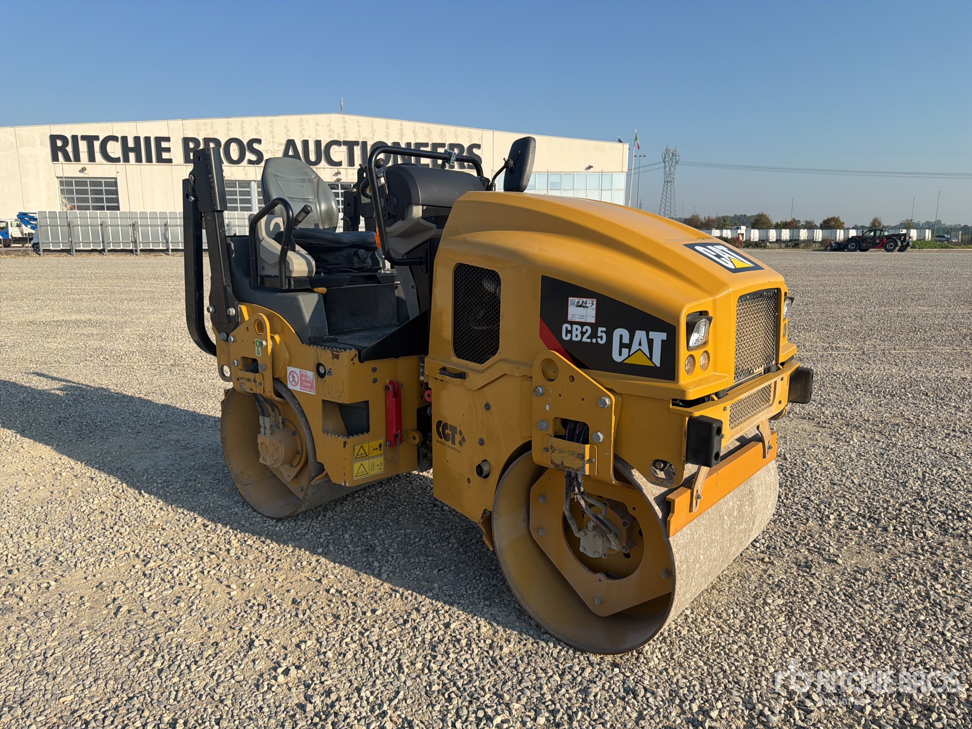 2020 Caterpillar CB2.5 LRC