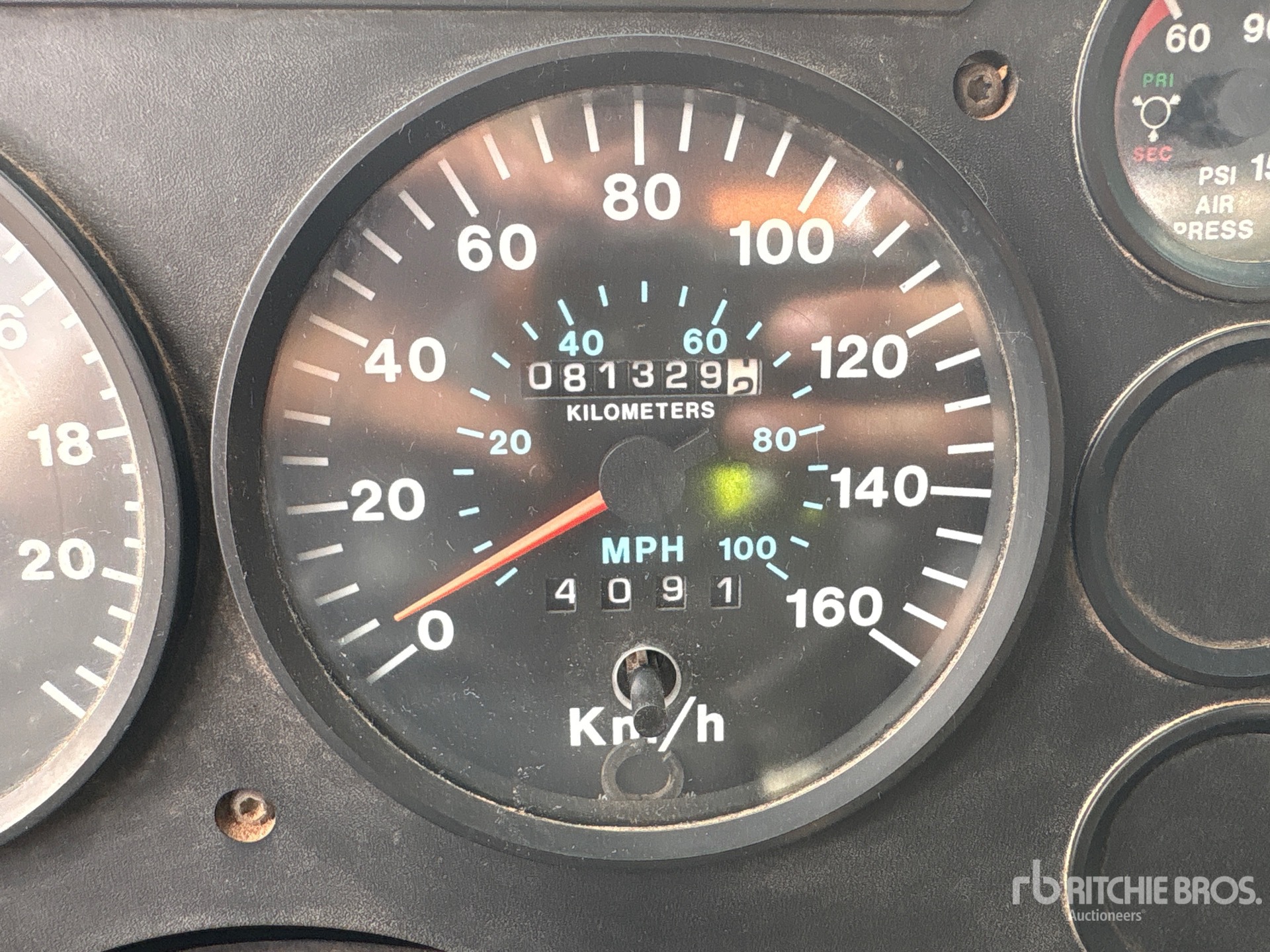 1997 Mack CH613