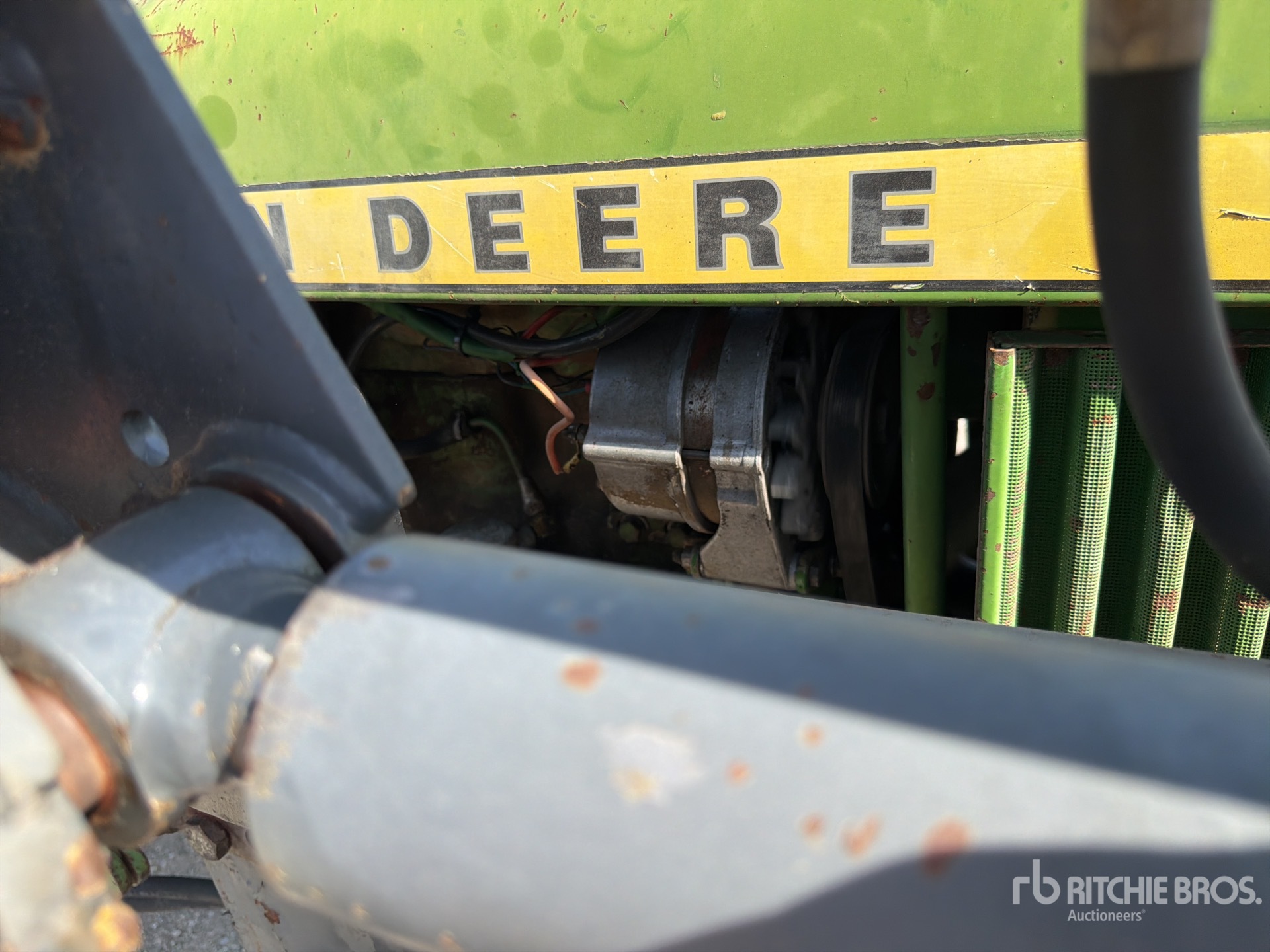John Deere 1030