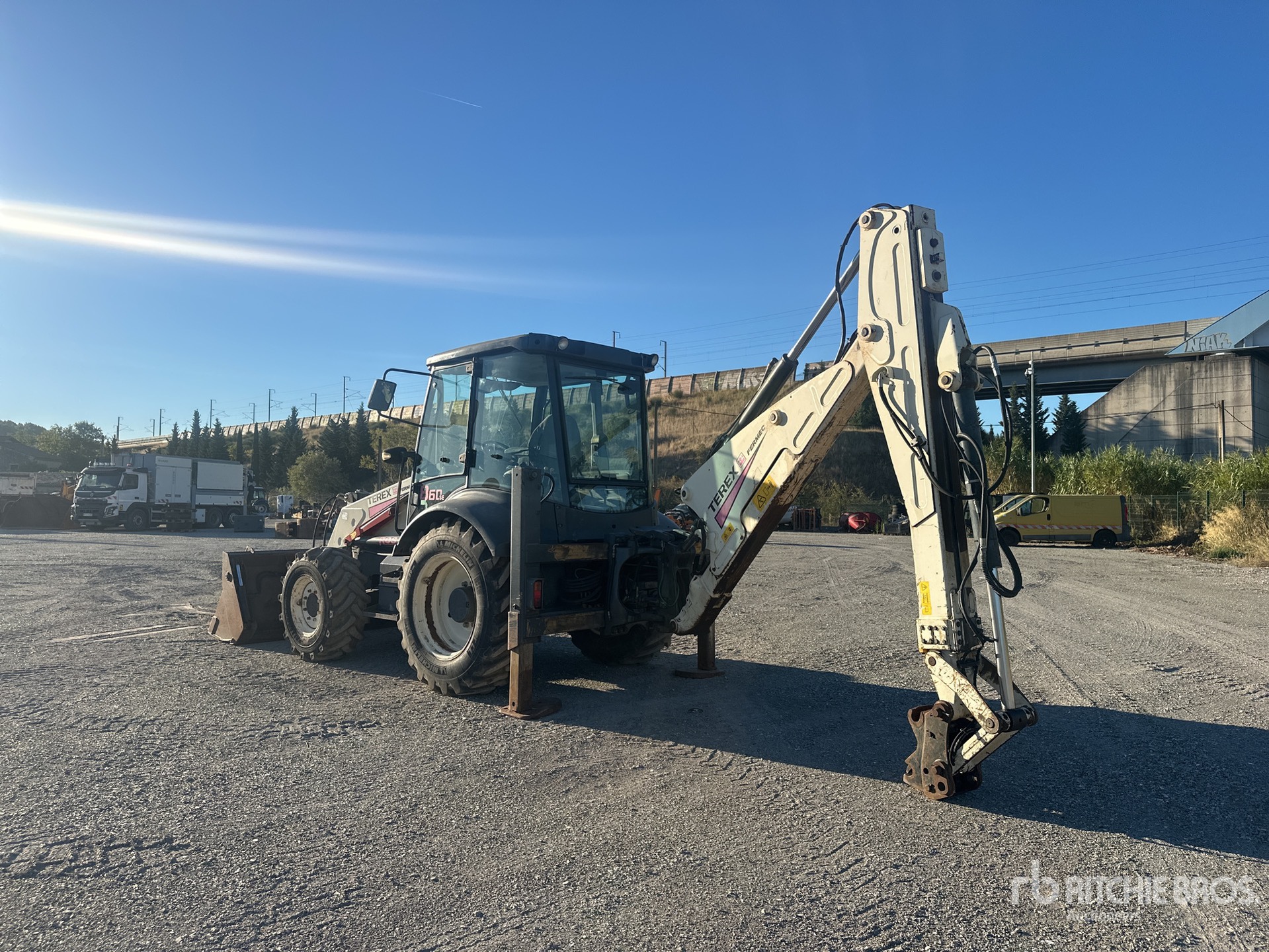 2003 Fermec 860