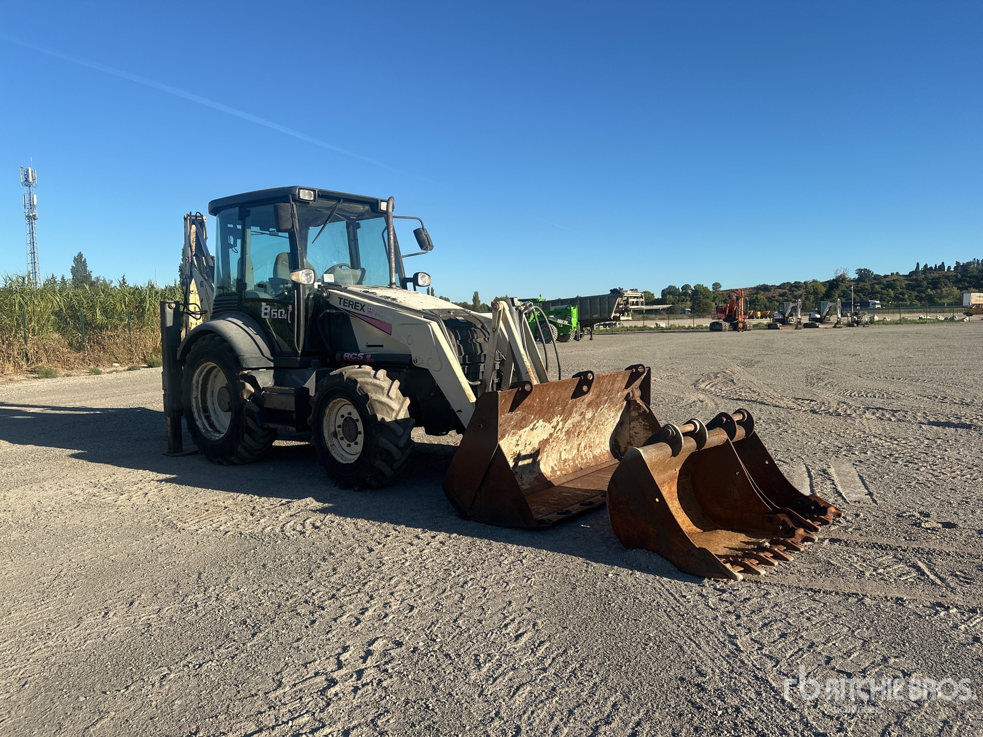 2003 Fermec 860