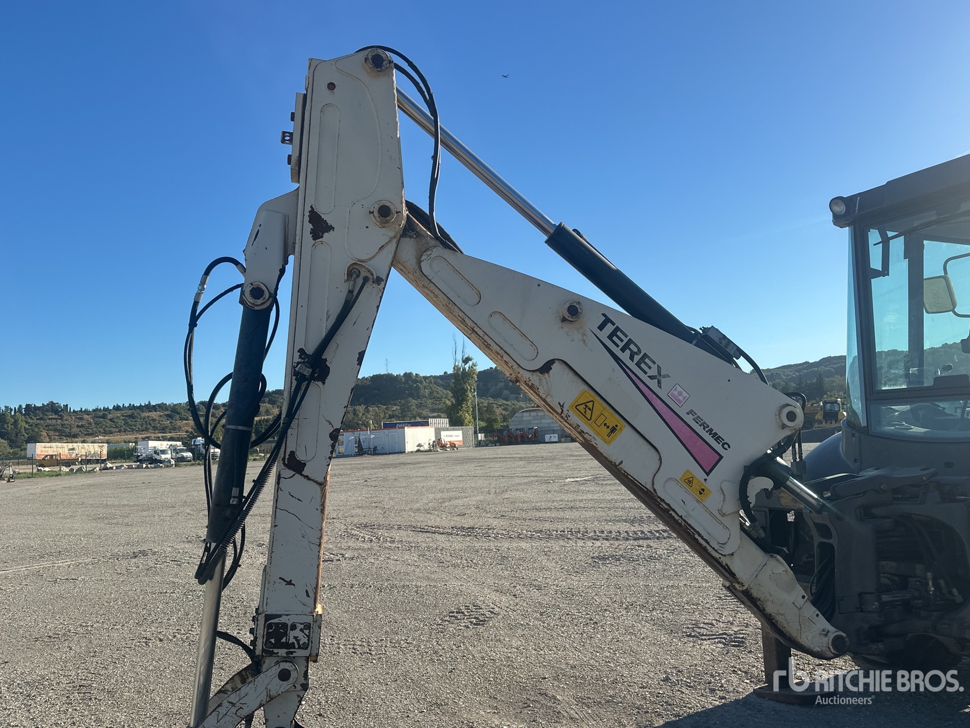 2003 Fermec 860