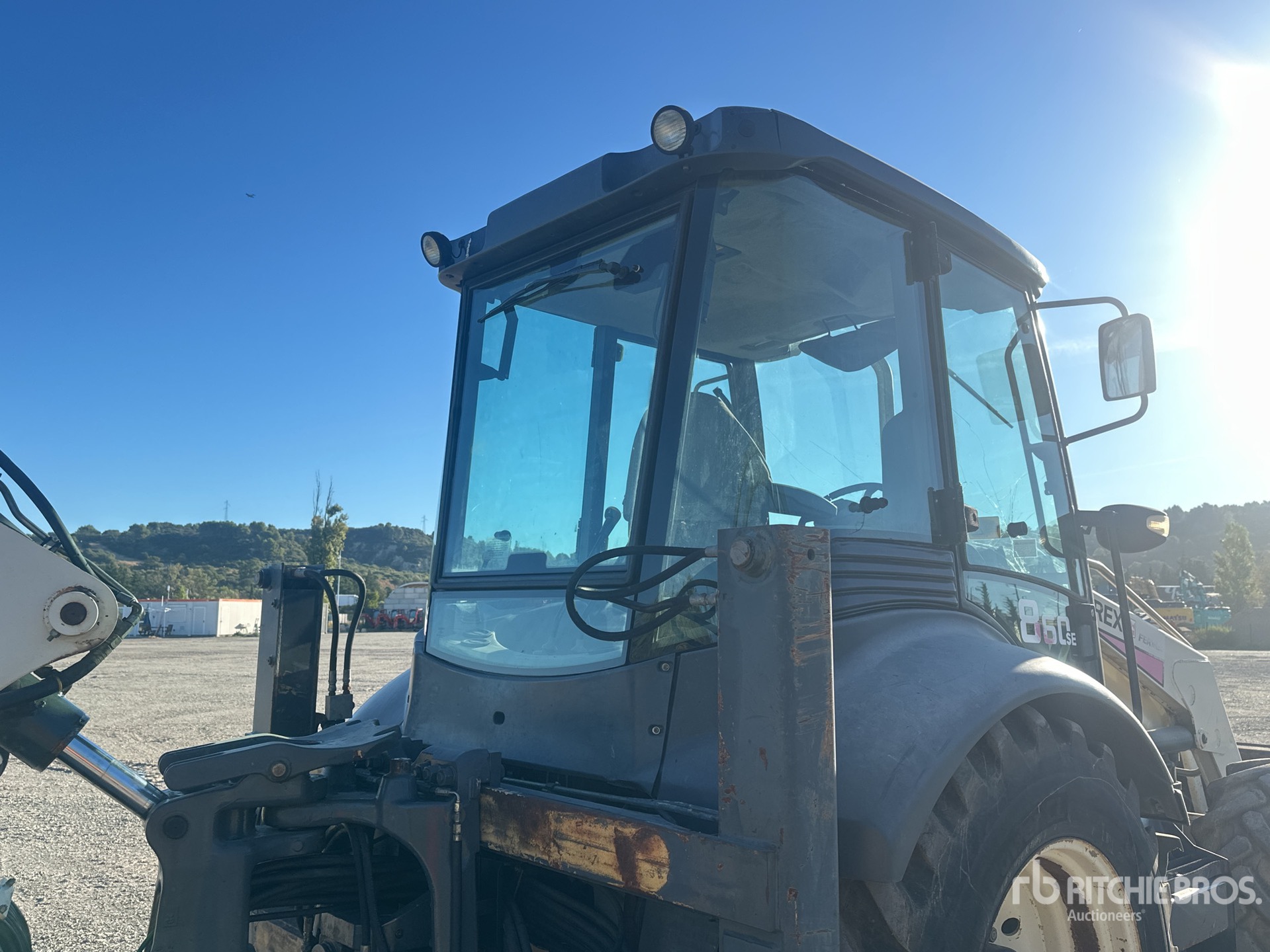 2003 Fermec 860