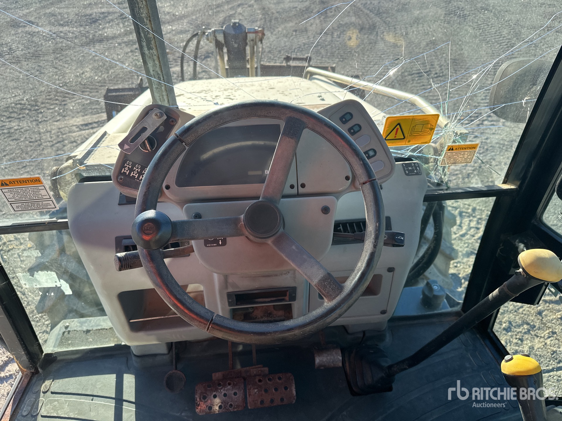 2003 Fermec 860