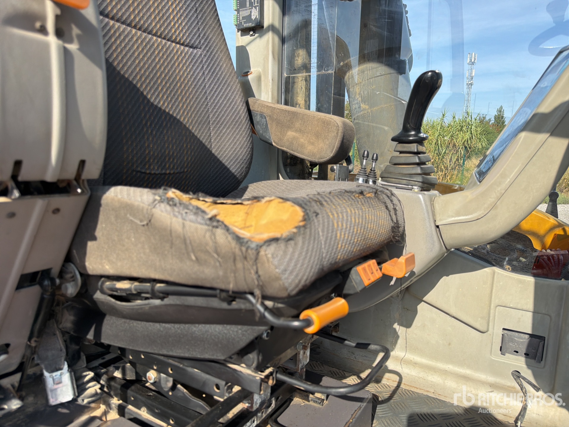 2015 Mecalac 12MSX