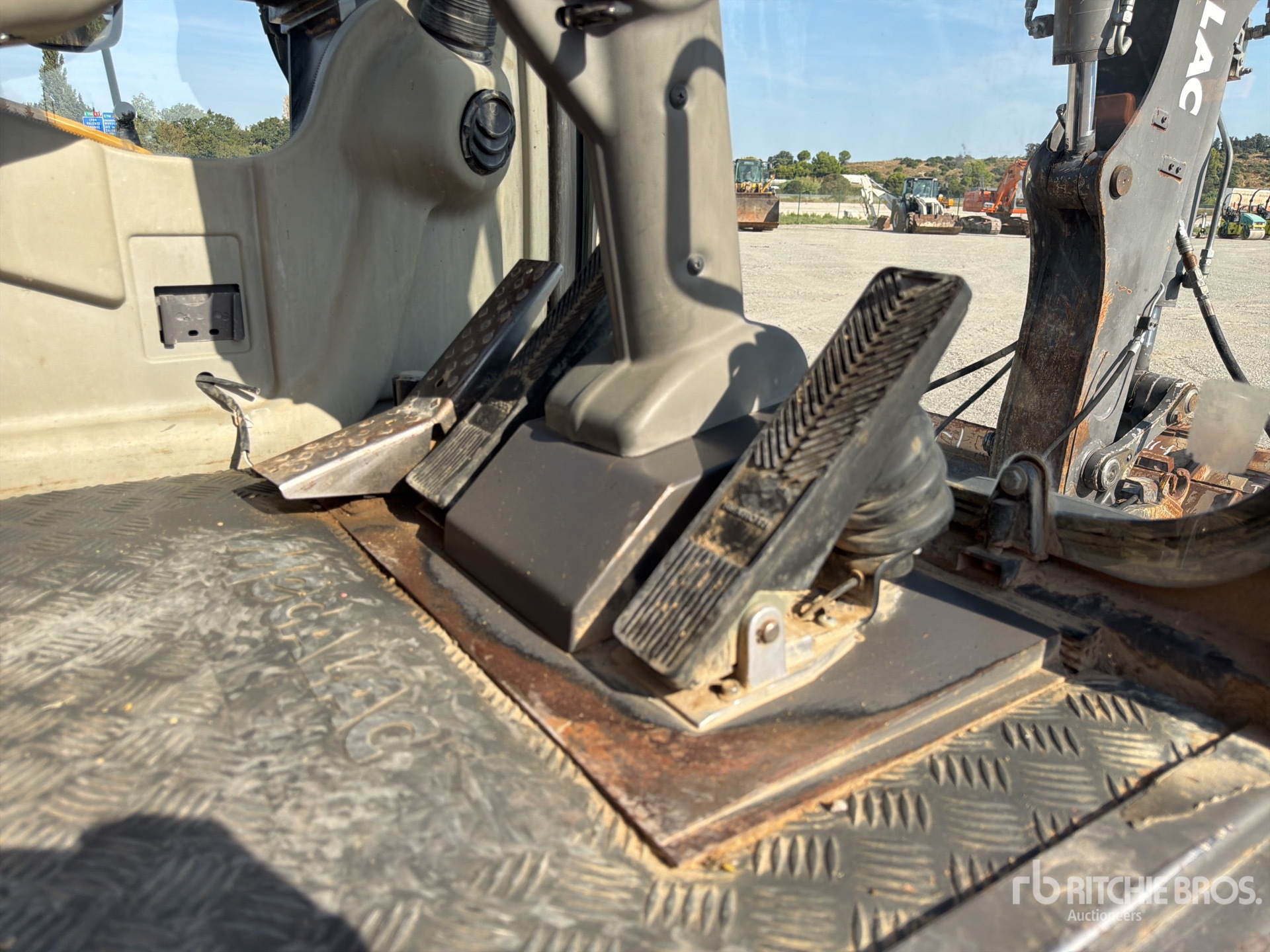 2015 Mecalac 12MSX