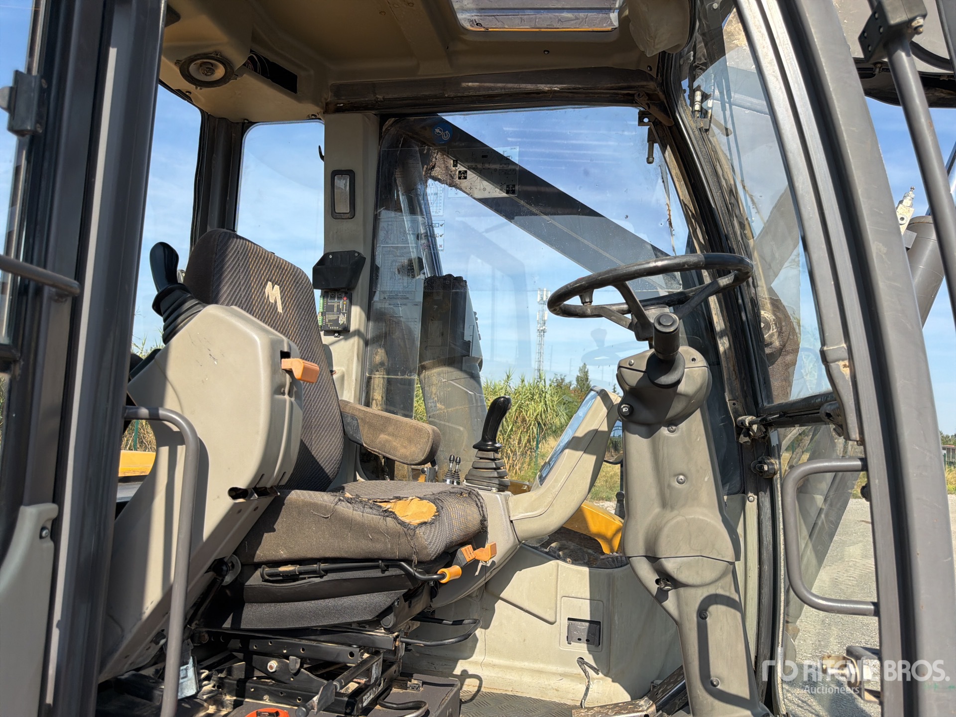 2015 Mecalac 12MSX