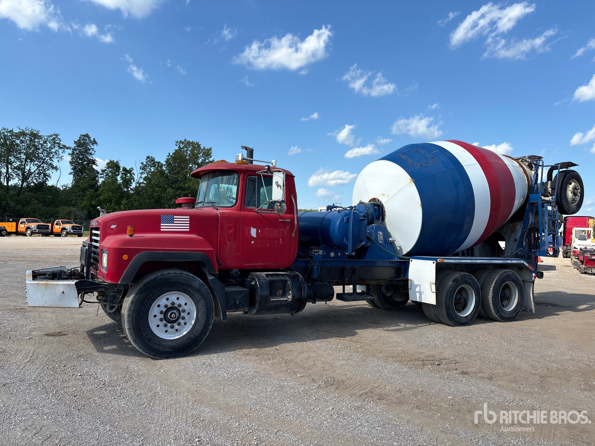 Photo of 2001 Mack RD600K