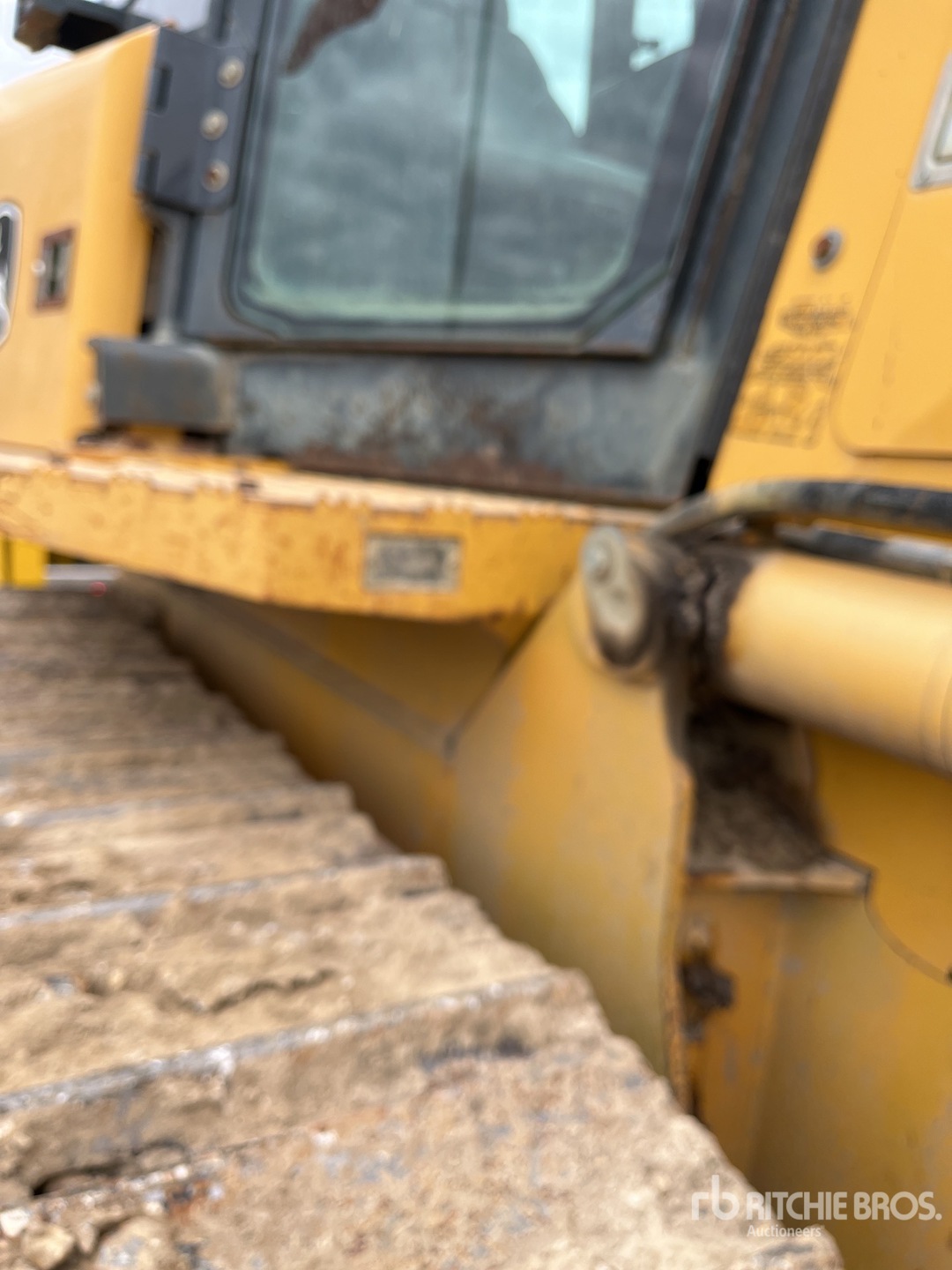 2006 John Deere 750J LGP