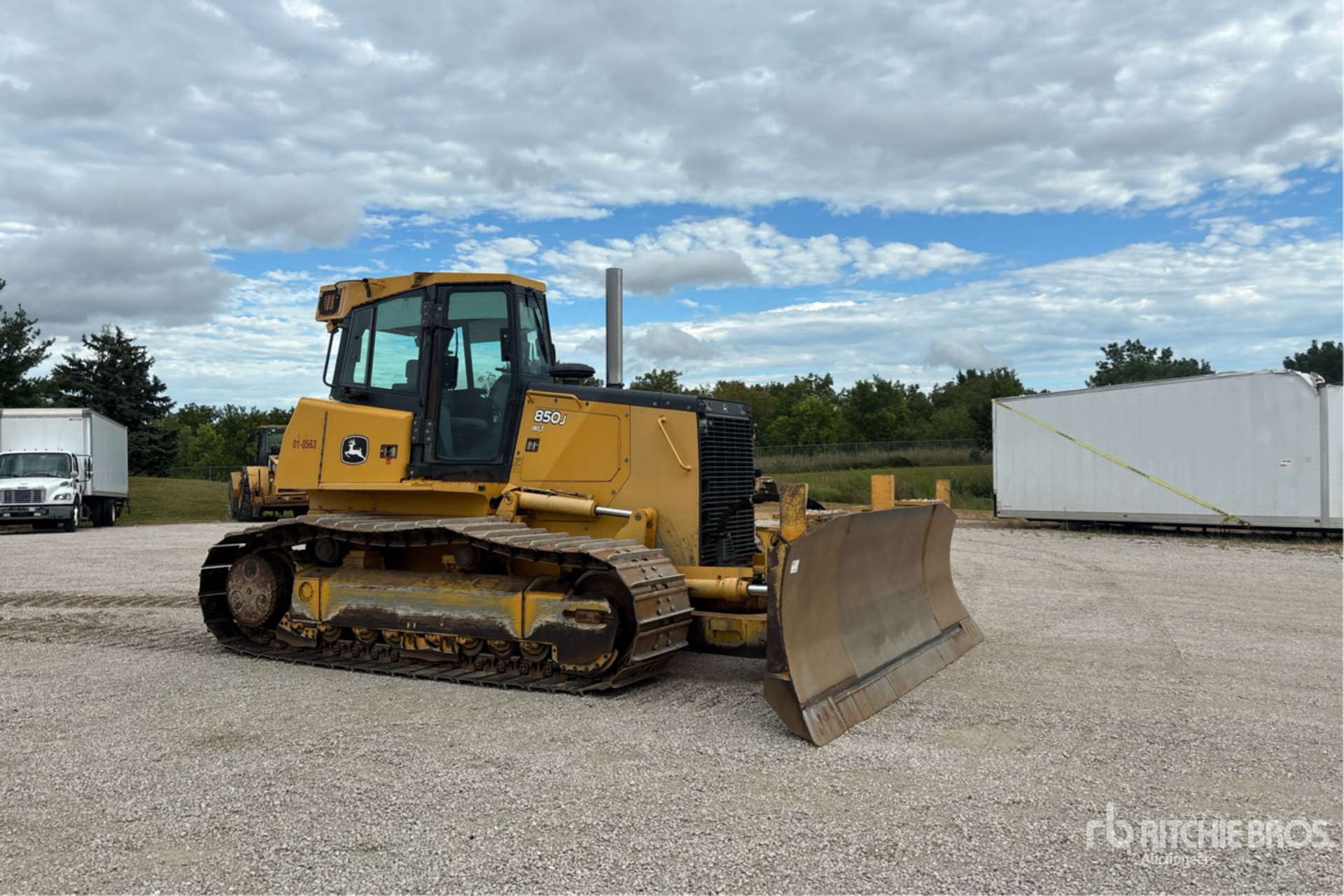 2007 John Deere 850J WLT