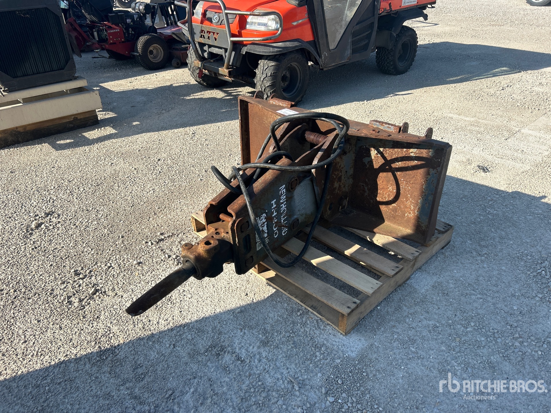 New Holland 48 IN