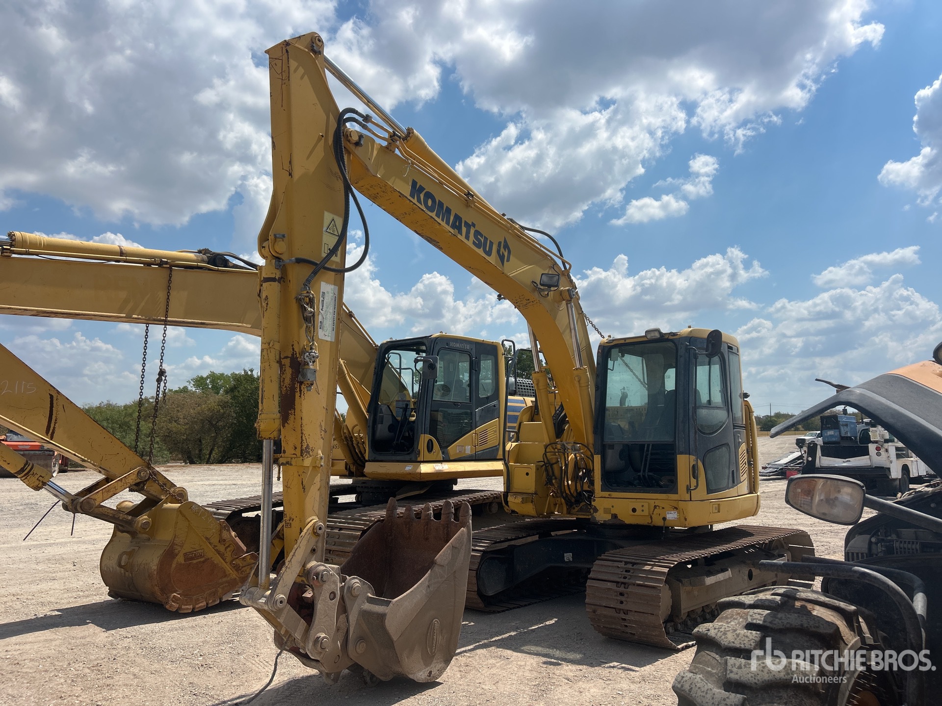 Photo of 2015 Komatsu PC138USLC-10