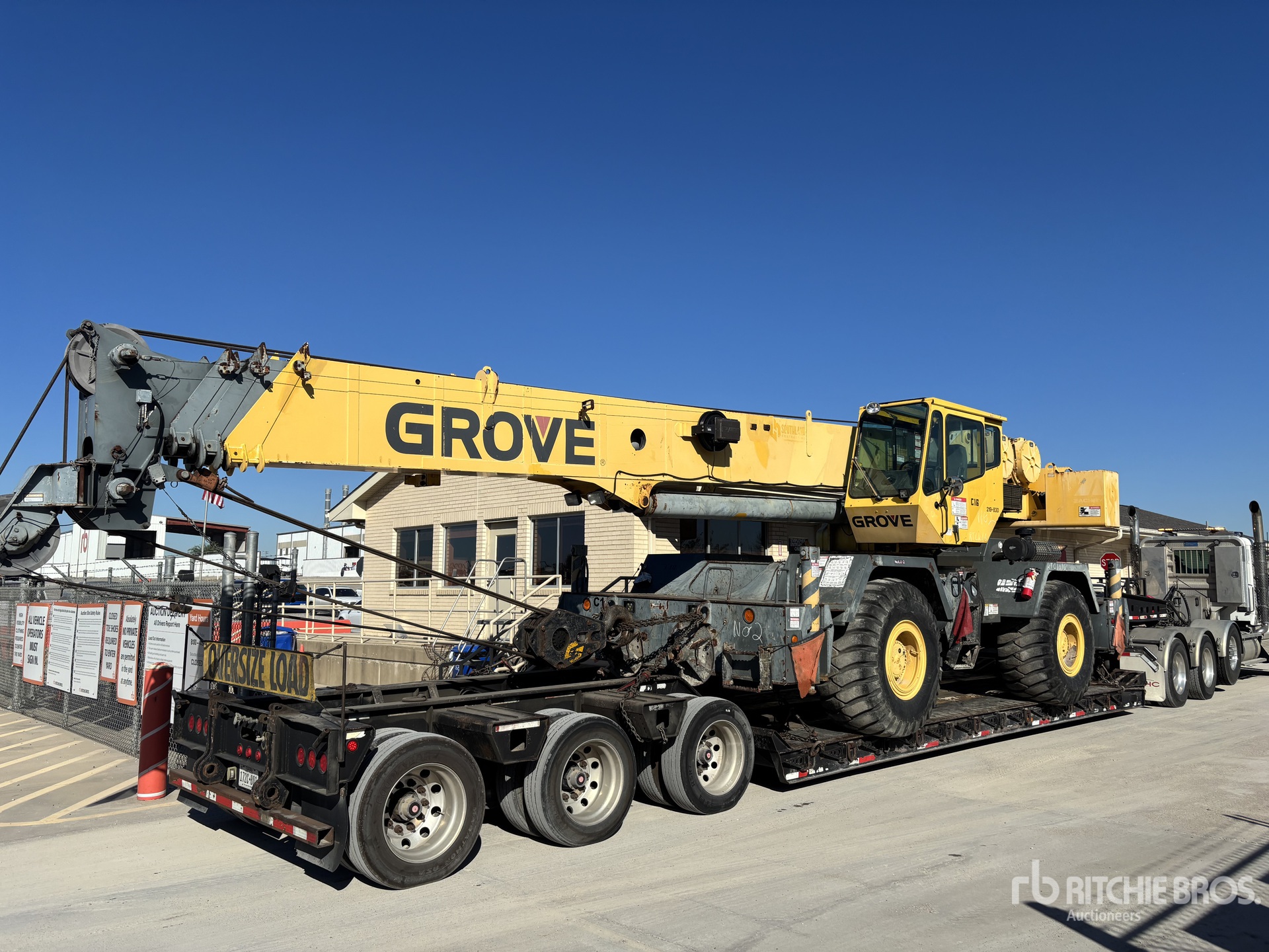2001 Grove RT640E