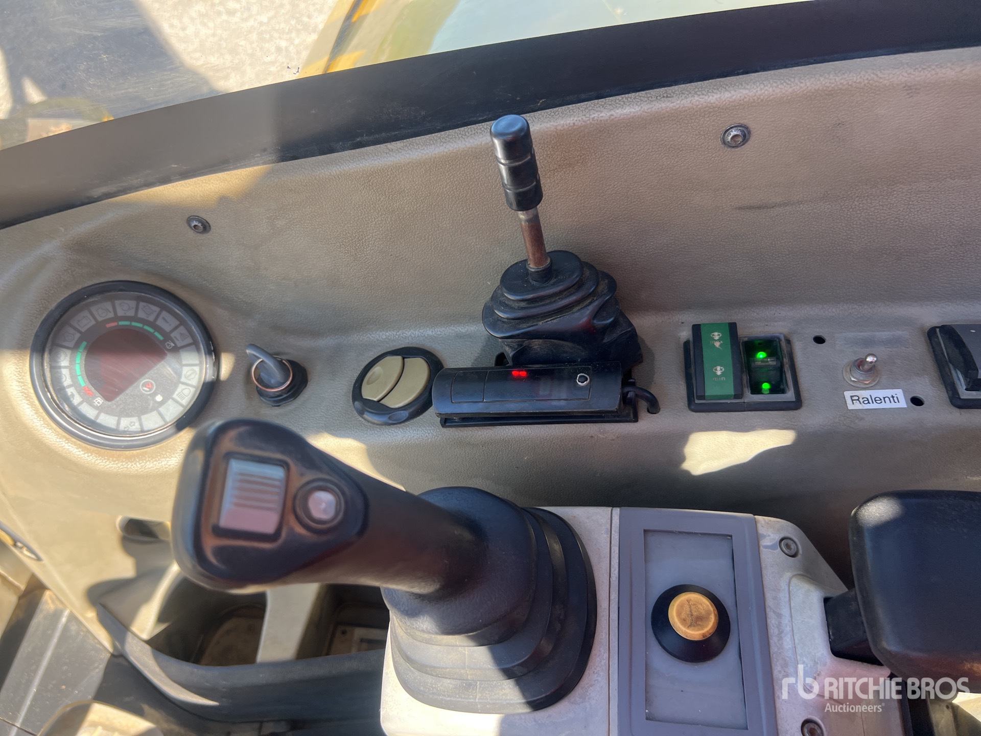 2015 Wacker Neuson 14504