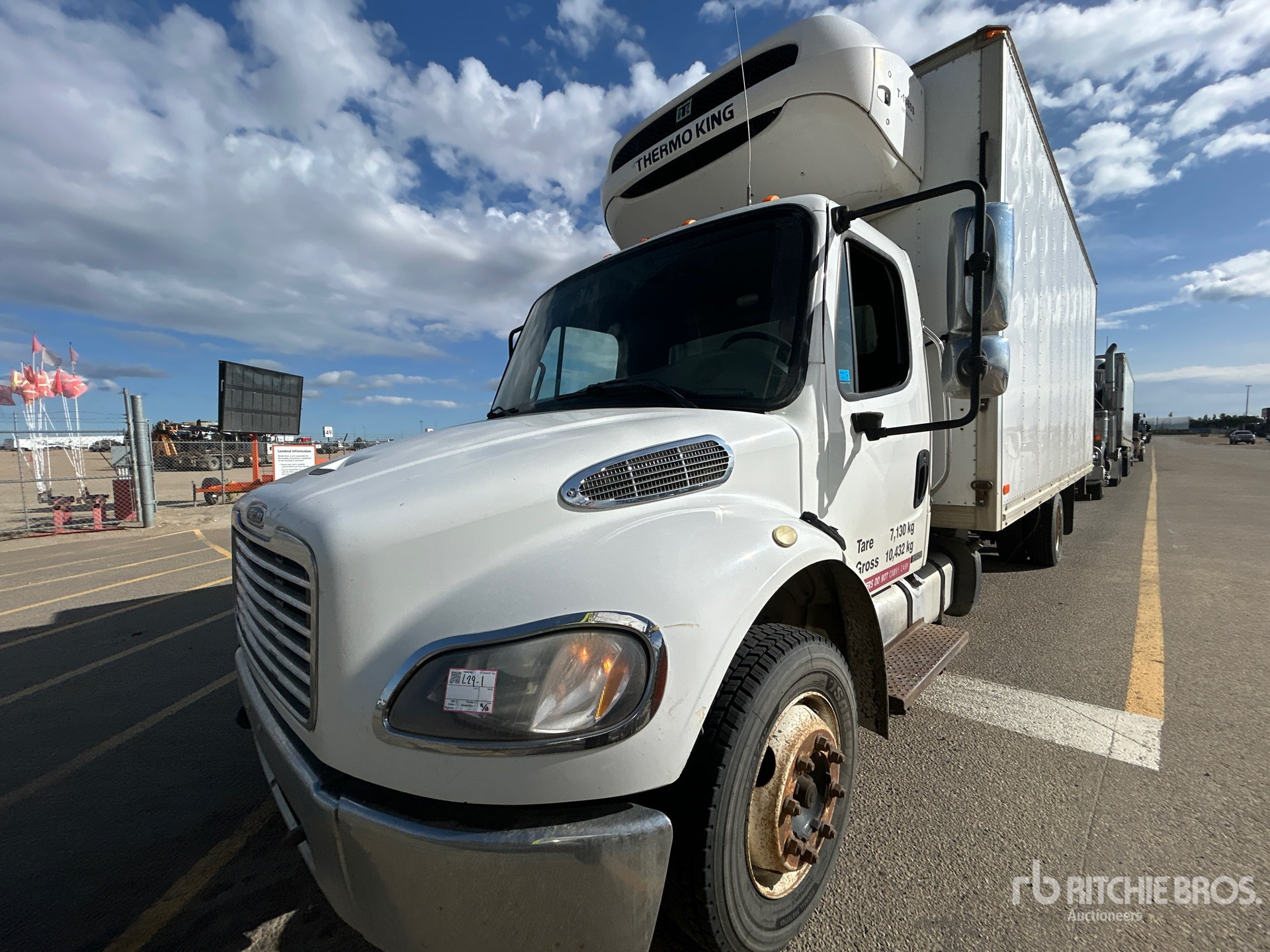 2012 Freightliner M2 106