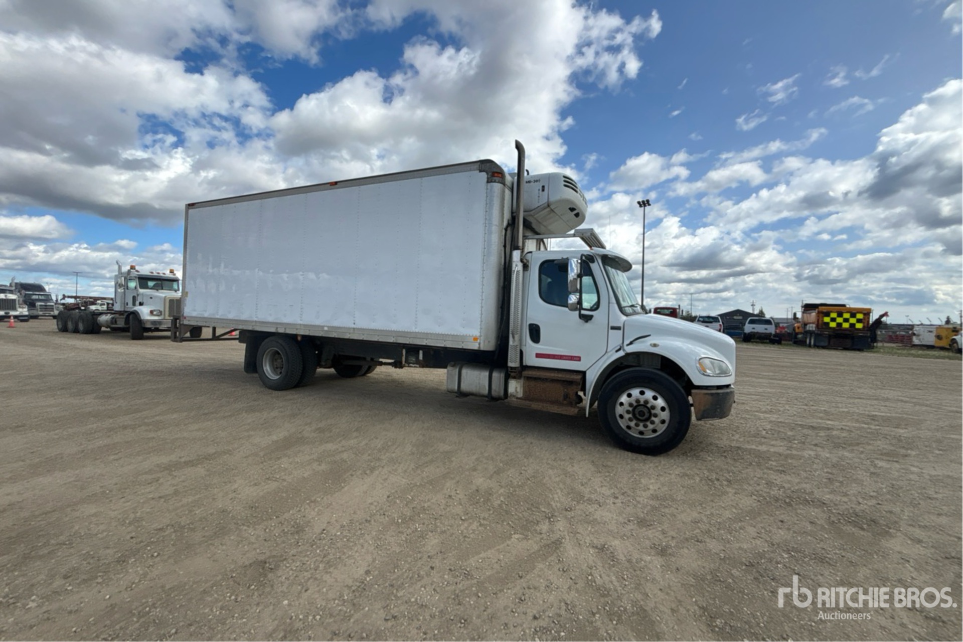 2013 Freightliner M2 106