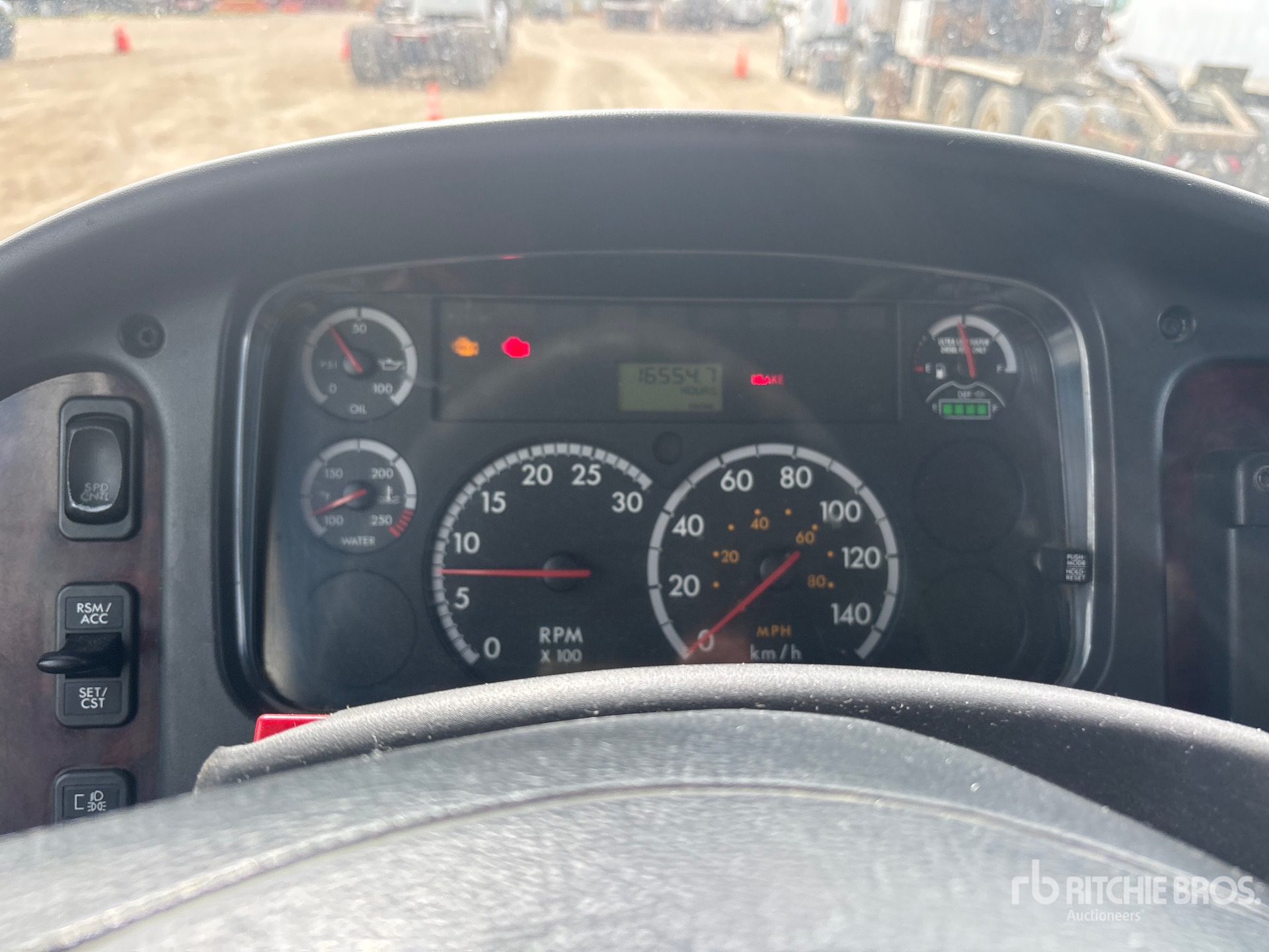 2013 Freightliner M2 106