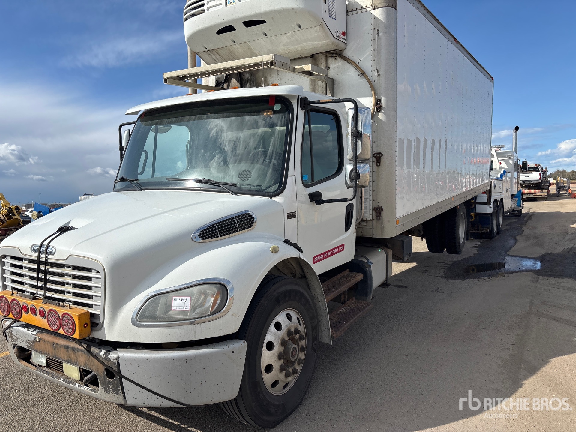 2013 Freightliner M2 106